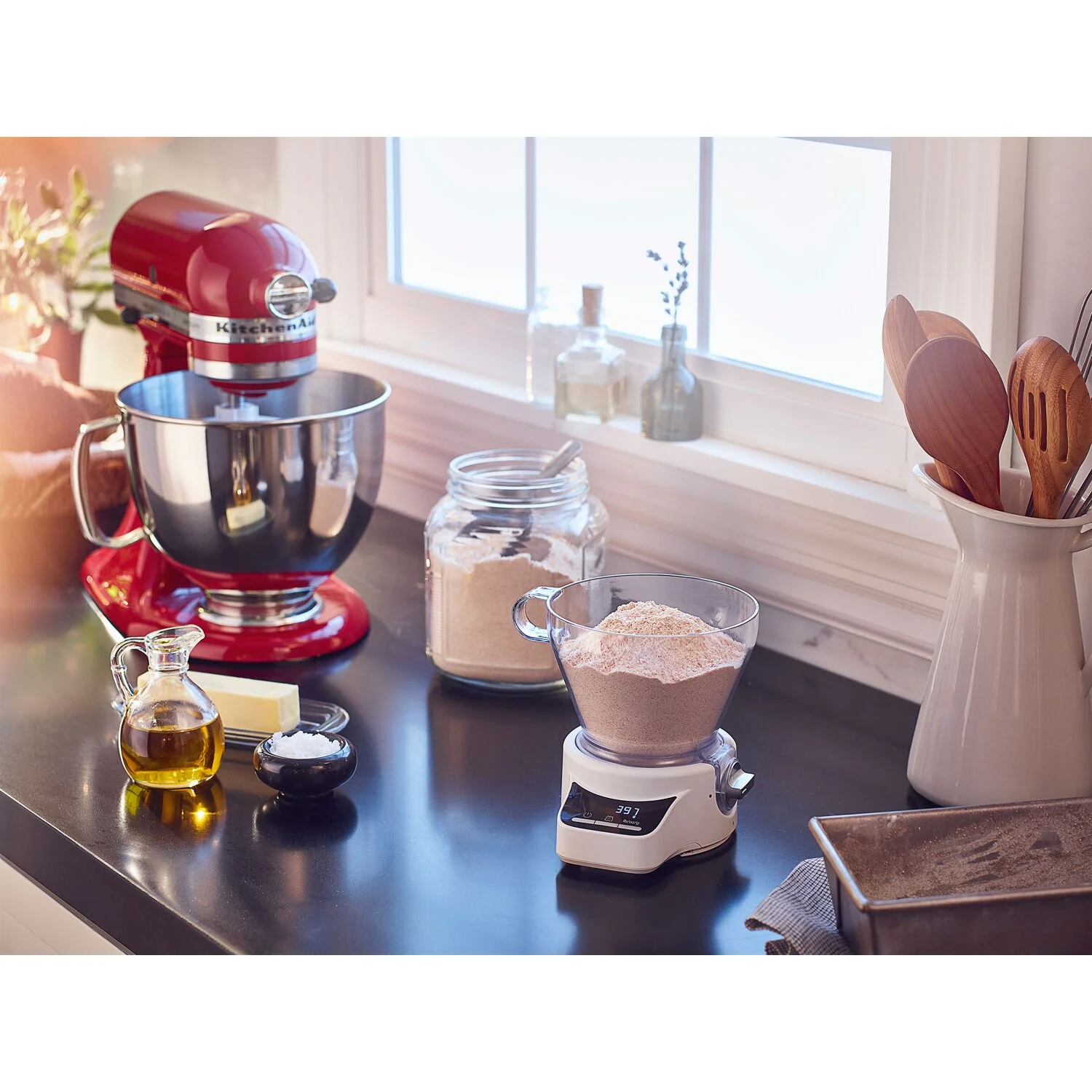 KitchenAid Sifter and Scale Attachment (KSMSFTA) - Image 4