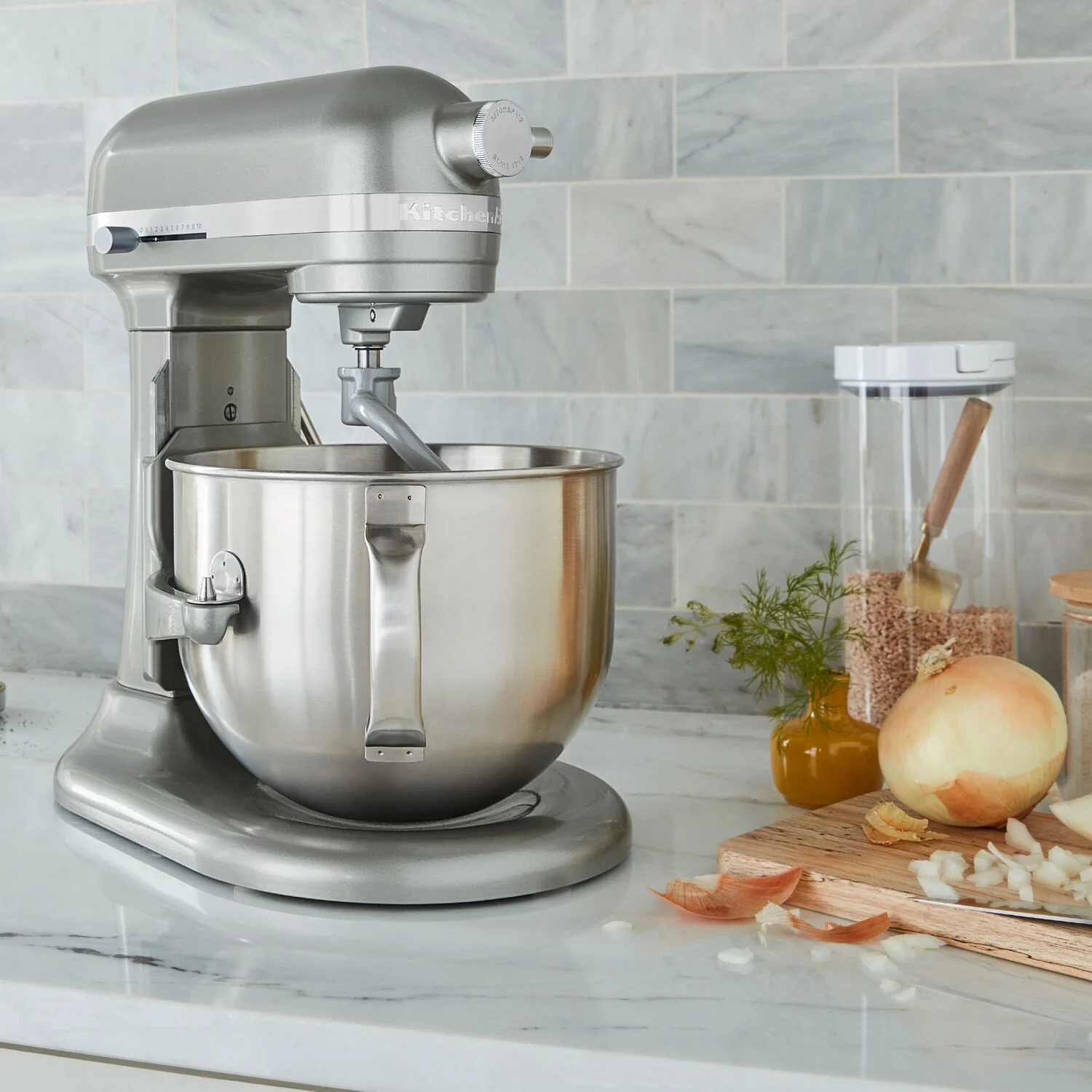 KitchenAid Stand Mixer, 7 Quart Bowl Lift, 11 Speeds in Contour Silver (KSM70SKXXCU) - Image 2