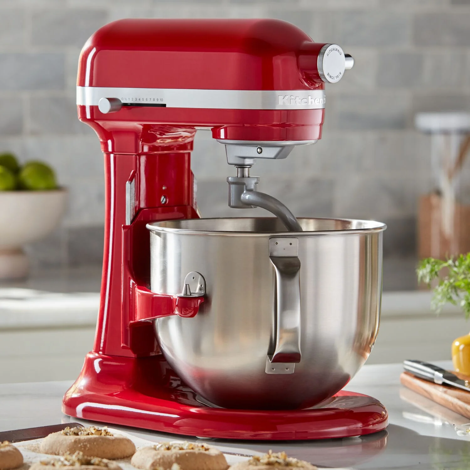 KitchenAid Stand Mixer, 7-Quart Bowl Lift, 11 Speeds in Empire Red (KSM70SKXXER) - Image 2