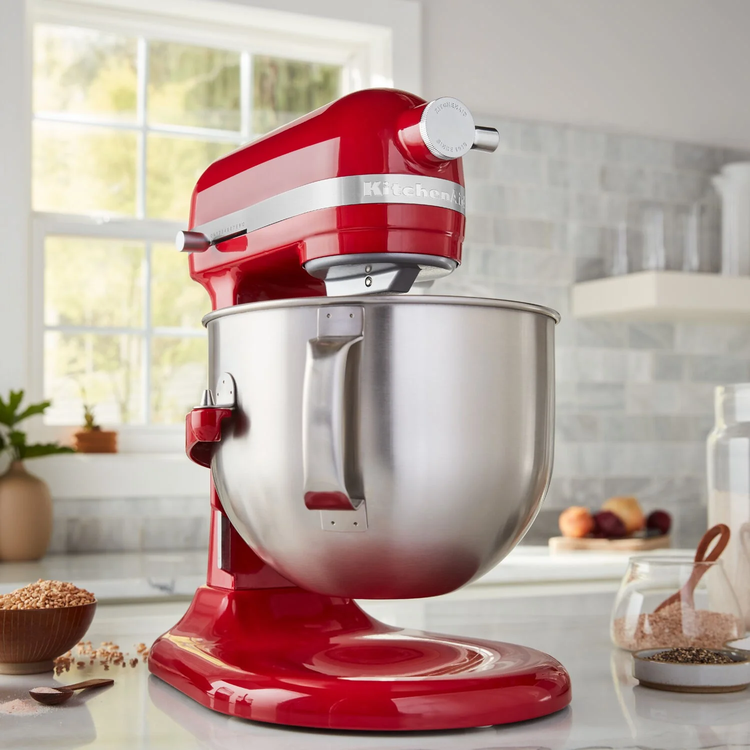 KitchenAid Stand Mixer, 7-Quart Bowl Lift, 11 Speeds in Empire Red (KSM70SKXXER) - Image 5