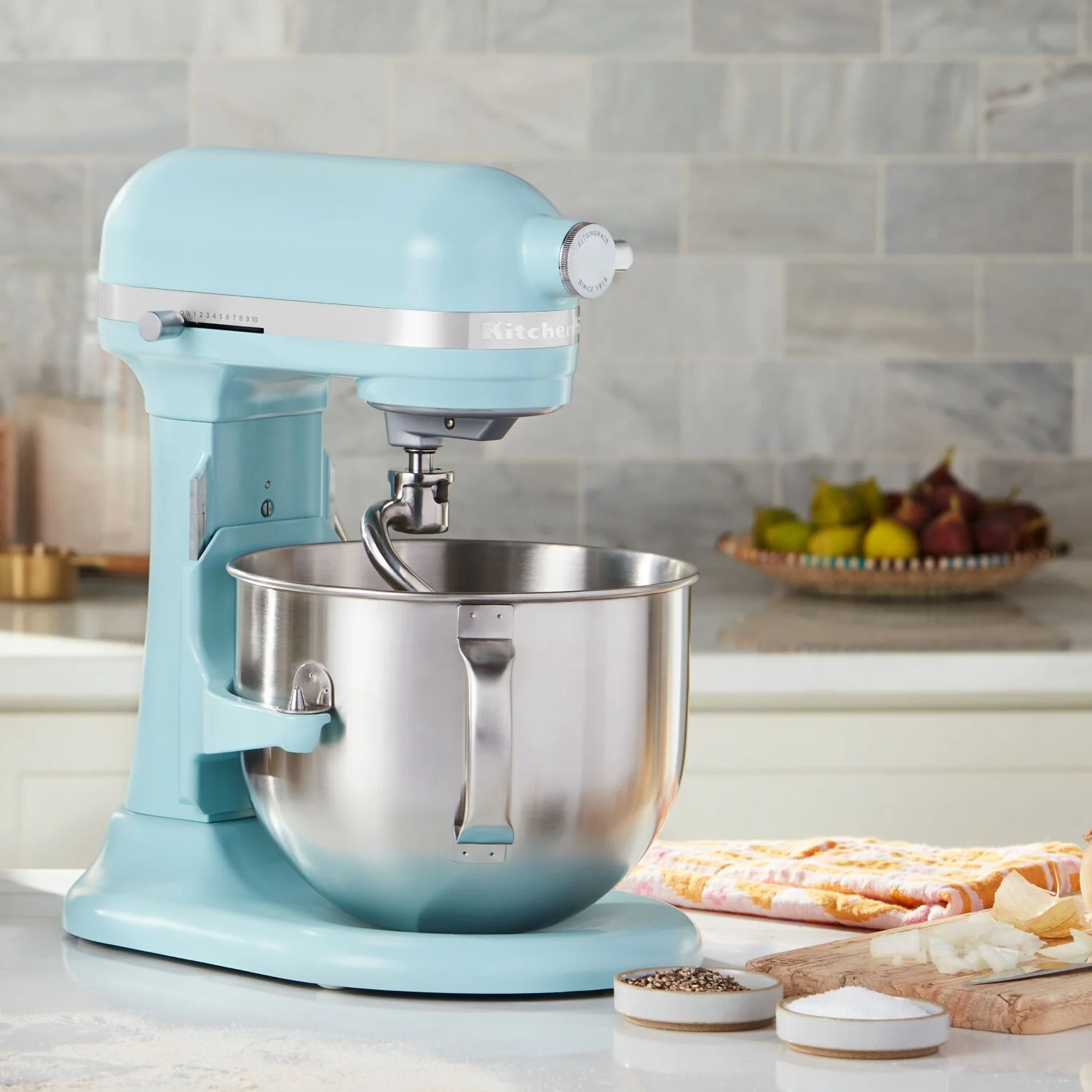 KitchenAid Stand Mixer, 7 Quart Bowl Lift, 11 Speeds in Mineral Water (KSM70SKXXMI) - Image 3