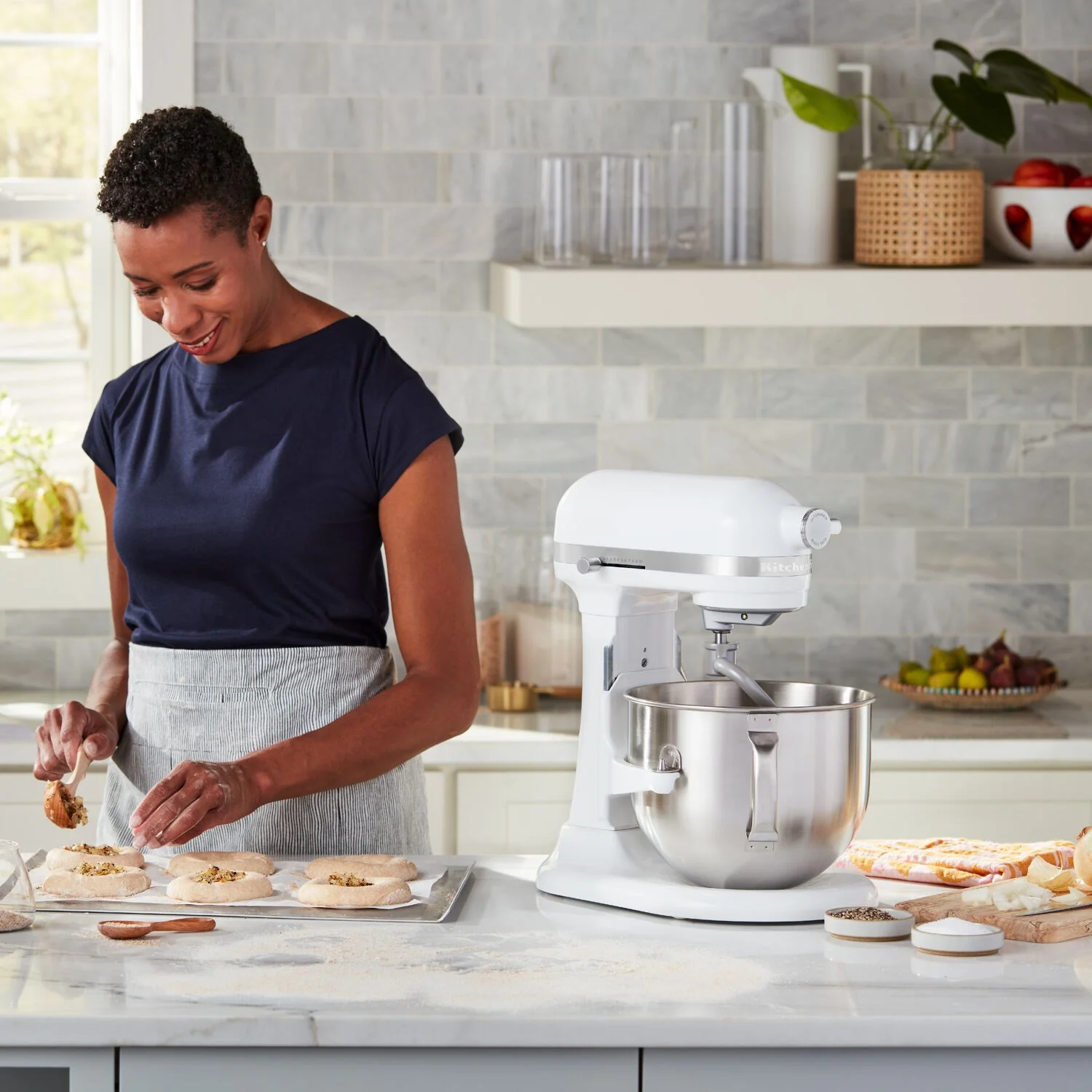 KitchenAid Stand Mixer, 7 Quart Bowl Lift, 11 Speeds in White (KSM70SKXXWH) - Image 6