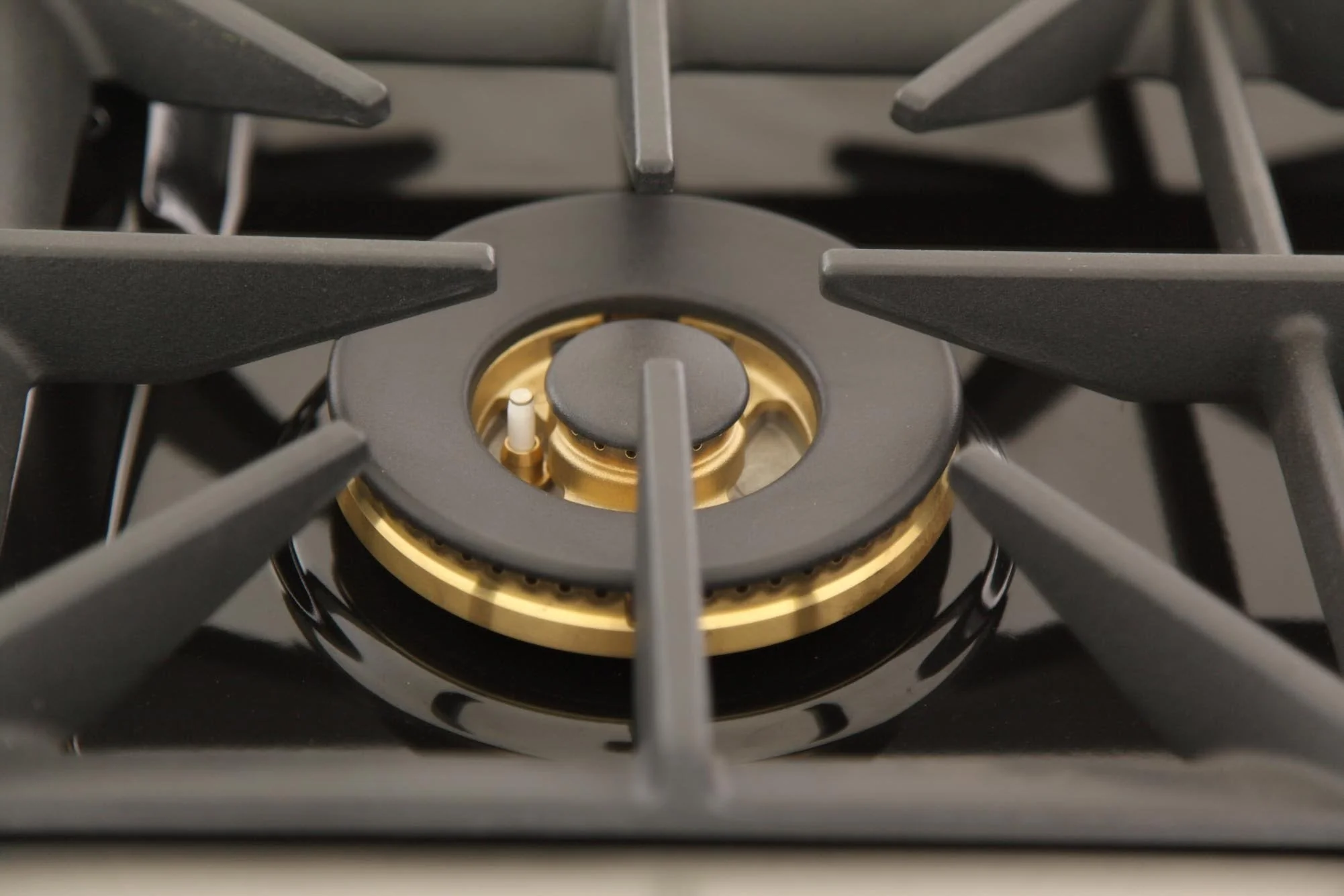 Kucht 36-Inch Propane Gas Range with Sealed Burners & 5.2 Cu. Ft. Convection Oven in White (KNG361/LP-W) - Image 6