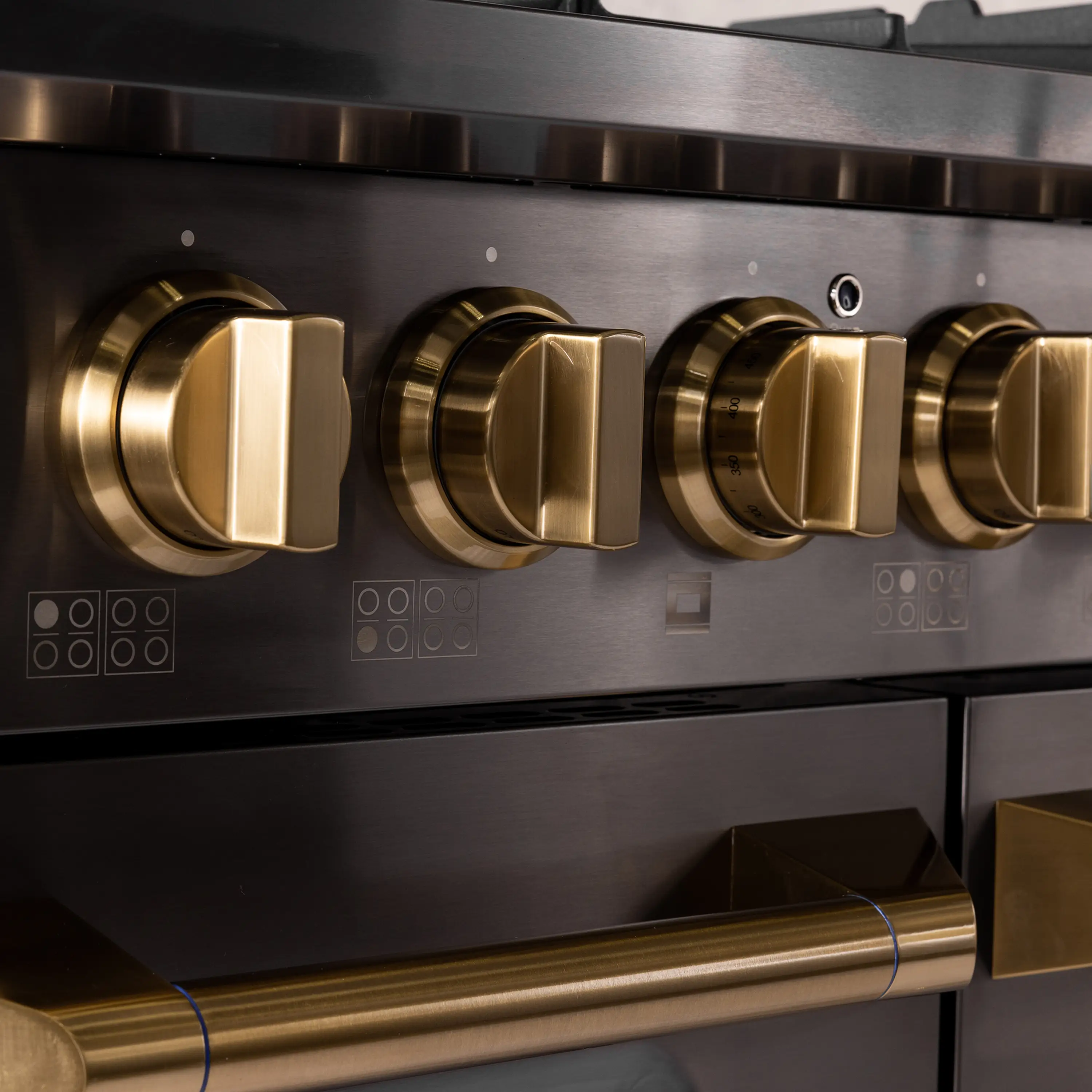 KUCHT Gemstone Professional 48-Inch 6.7 Cu. Ft. Dual Fuel Range for Natural Gas with Sealed Burners and Convection Oven in Titanium Stainless Steel (KED484) - Image 6