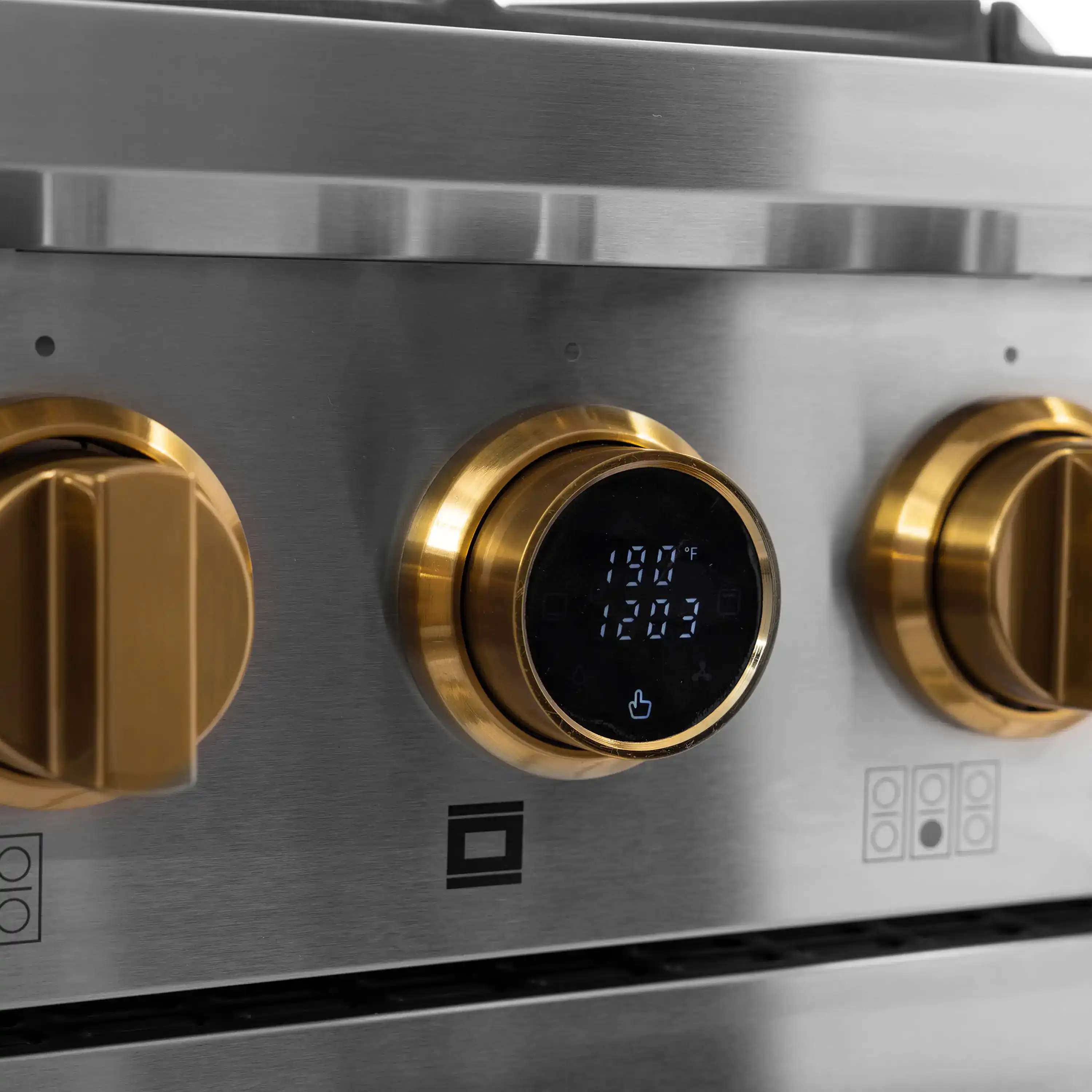 Kucht Horus 30-Inch Dual Fuel Range in Propane Gas with  4.2 cu. ft. Electric Oven & 4 Gas Burners in Stainless Steel with Gold Accents & Digital Thermostat (KXP30-GL/LP) - Image 5