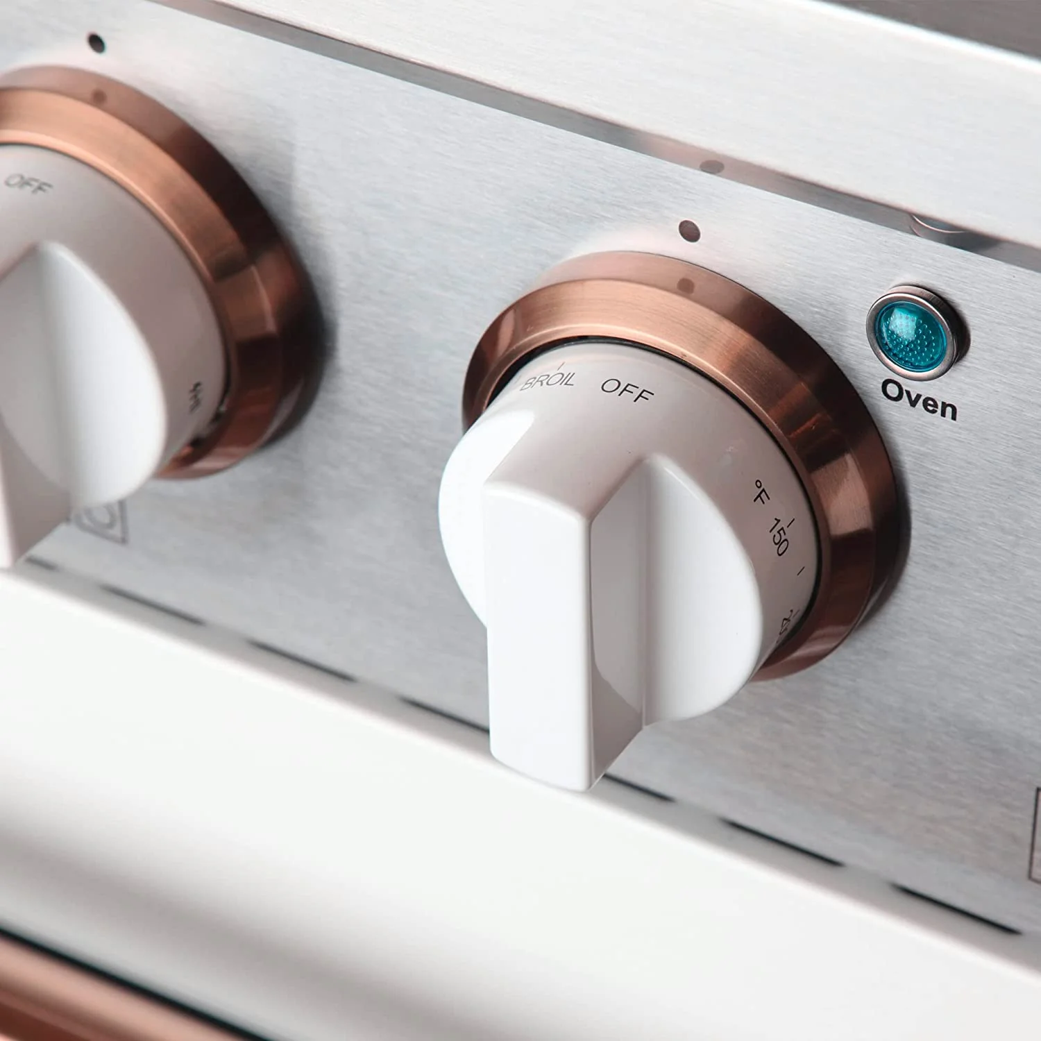 Kucht Signature 30-Inch Propane Gas Range in White with White Knobs & Rose Gold H&le (KNG301/LP-W-ROSE) - Image 4