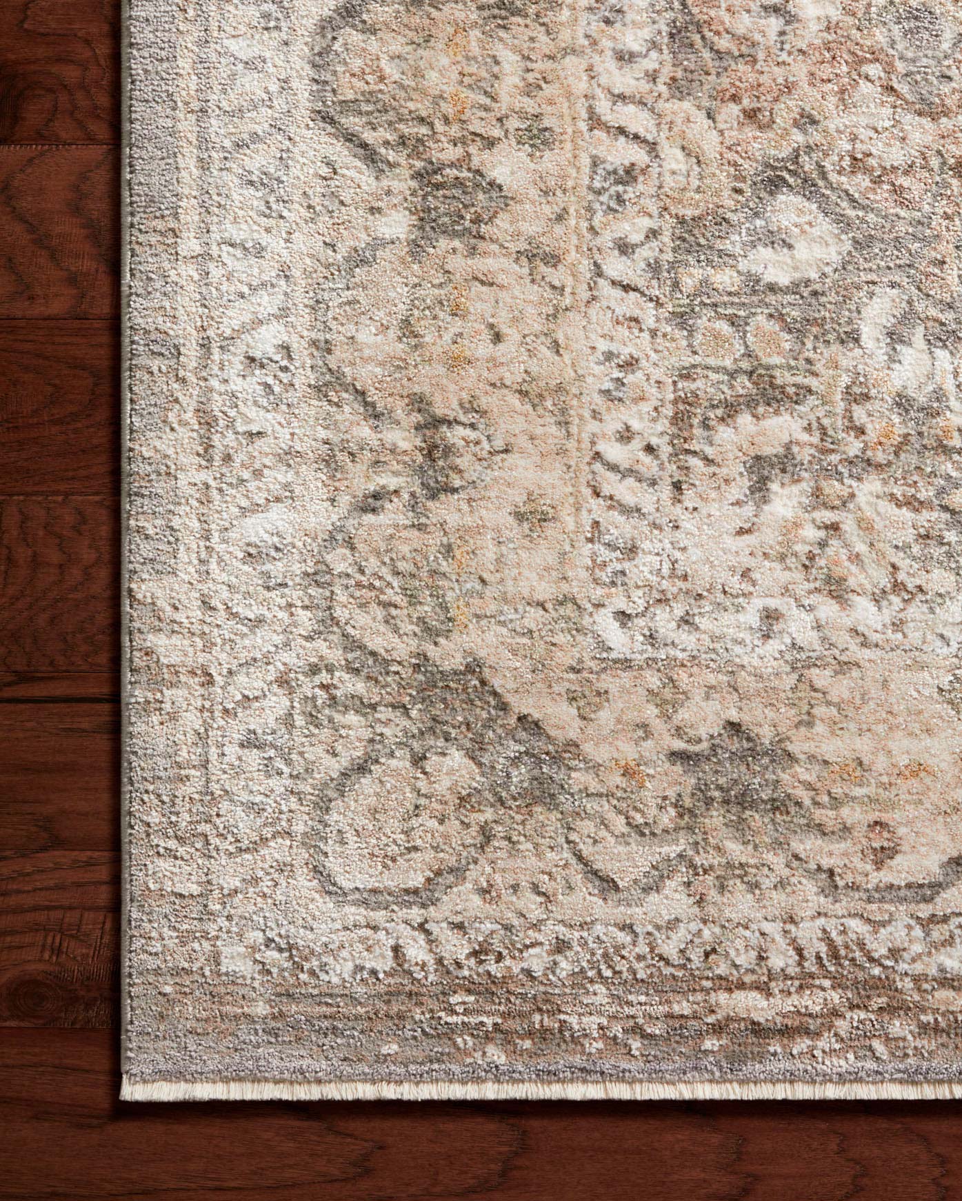 Loloi Accent Rug 3' 7" x 5' 7" in Gray and Sage (SNN-08) - Image 4