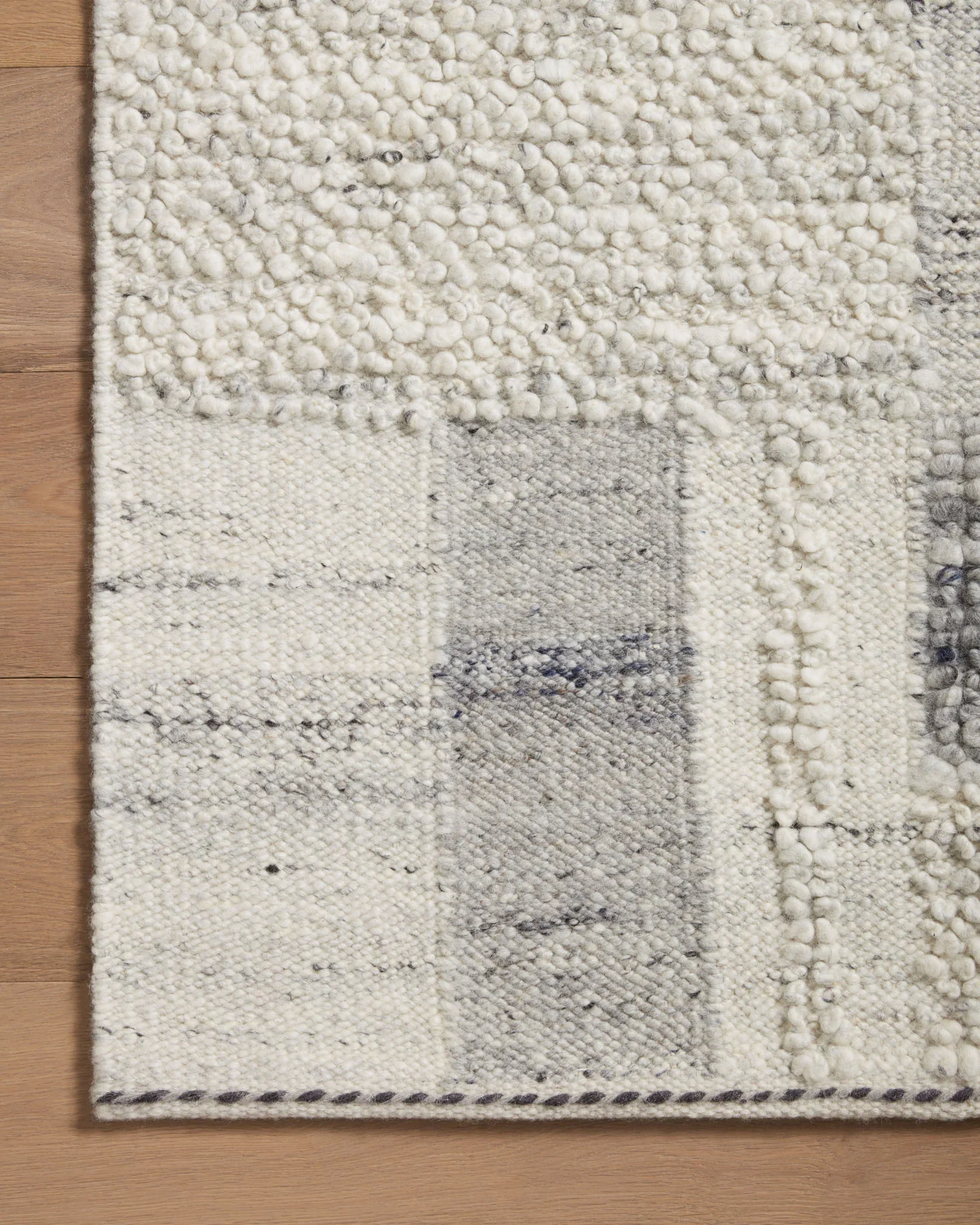 Loloi Area Rug 5' 6" x 8' 6" in Slate and Mist (MAN-01) - Image 3