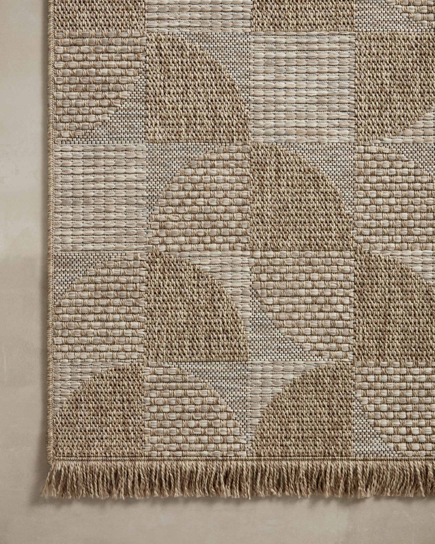 Loloi II Accent Rug 2' 3" x 3' 9" in Natural (DAW-08) - Image 5
