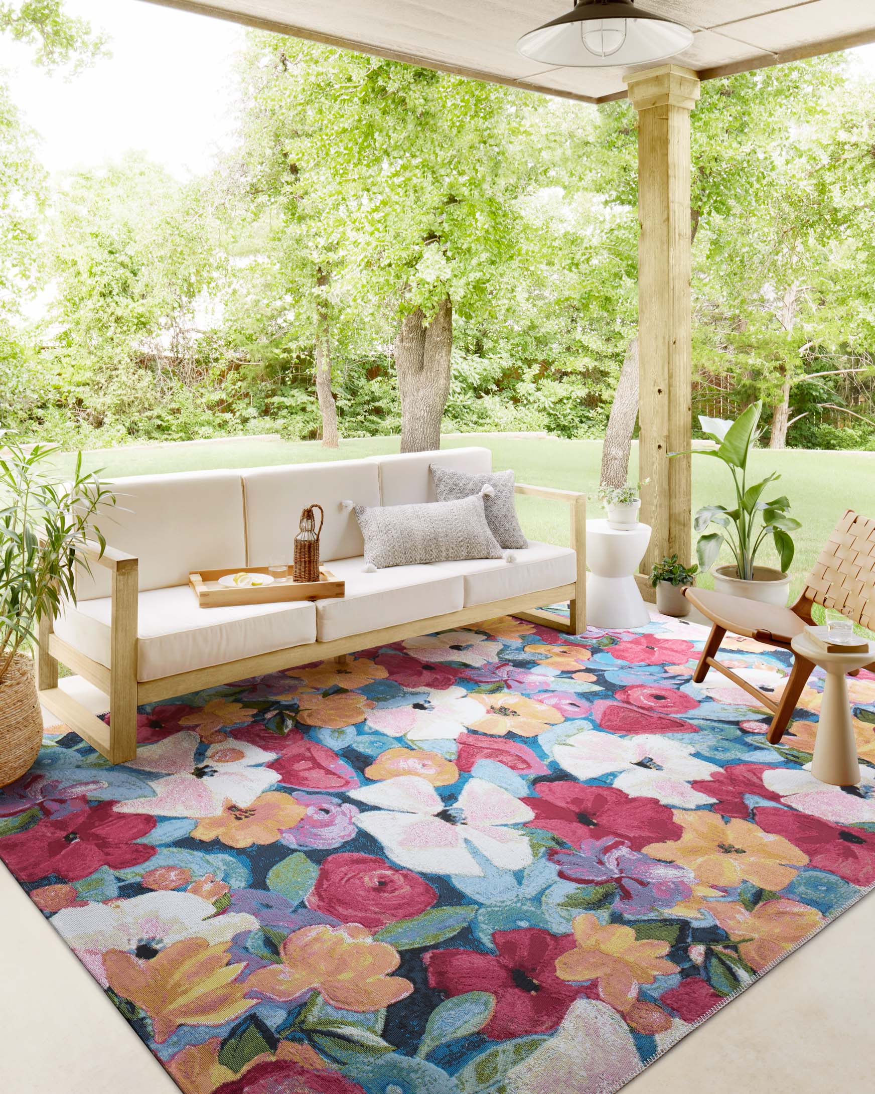 Loloi II Botanical Indoor/Outdoor Navy 3' 3" x 3' 3" Round Accent Rug - Image 2