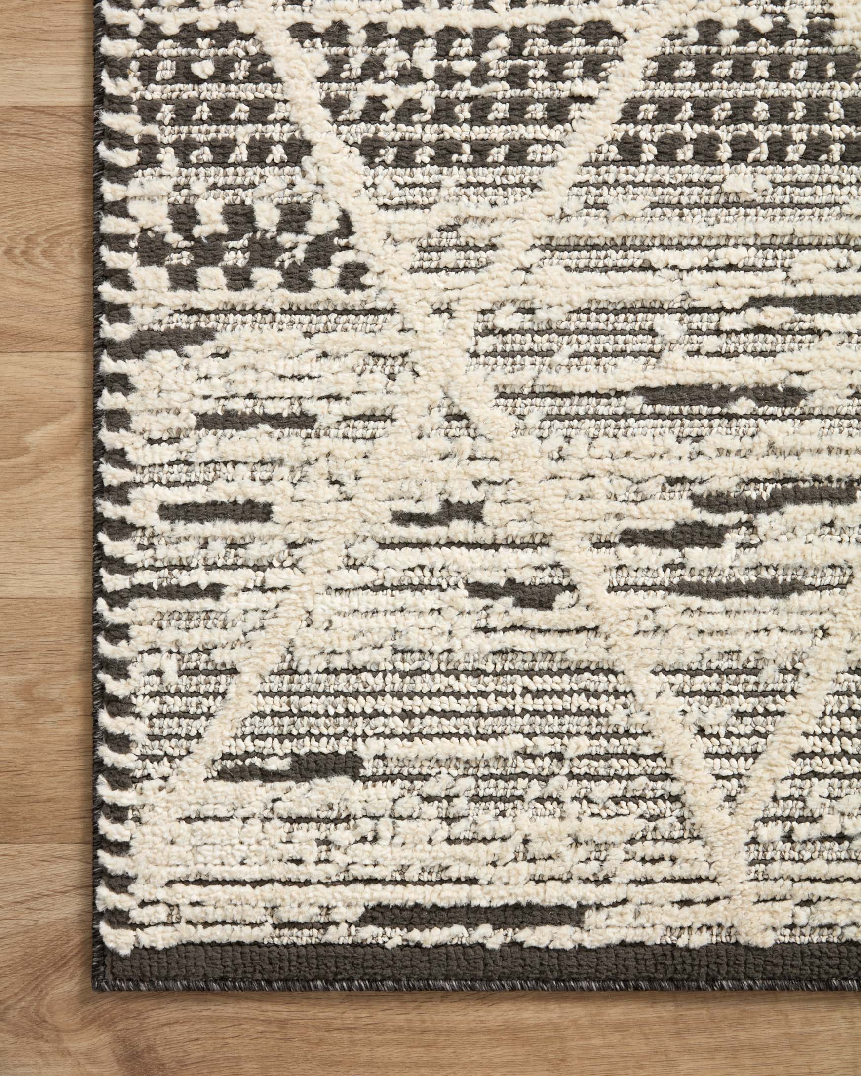 Loloi II Fabian Transitional Ivory and Charcoal 2' 7" x 12' Runner Rug - Image 5
