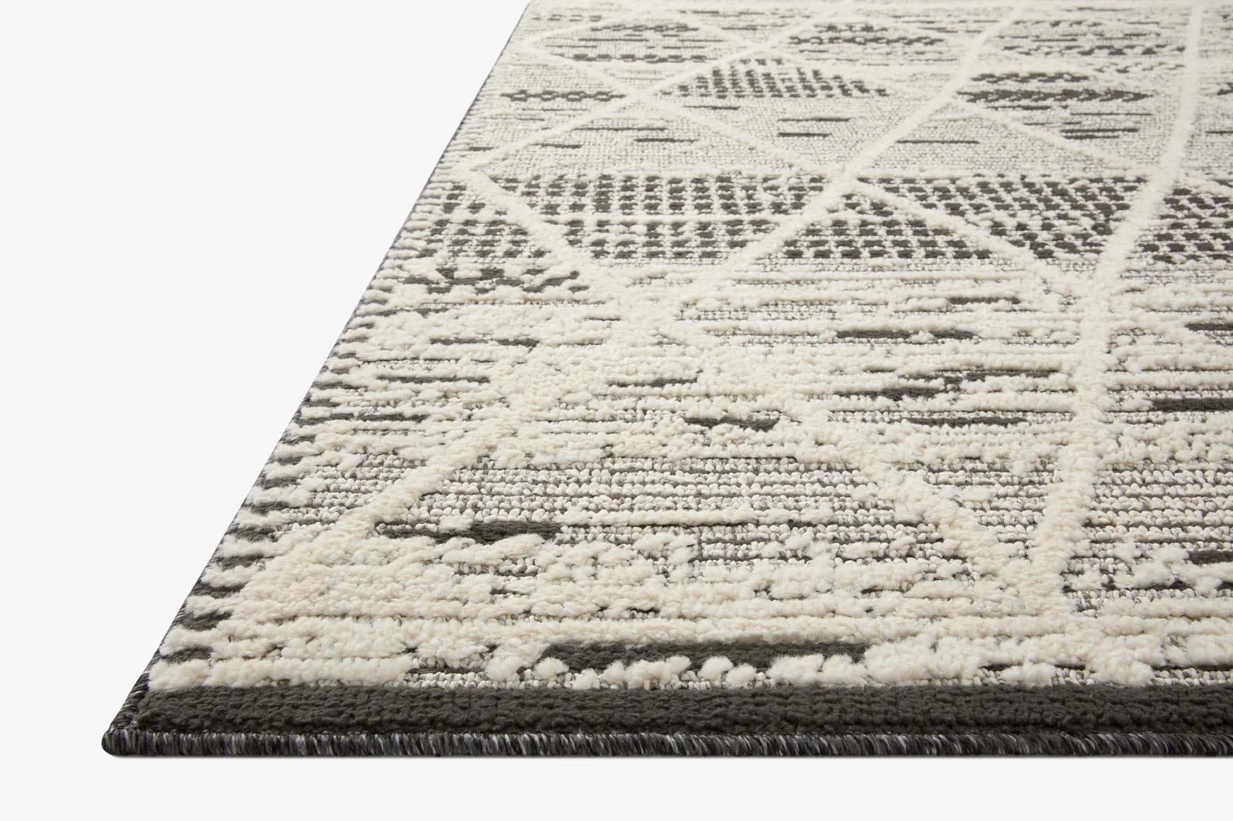 Loloi II Fabian Transitional Ivory and Charcoal 4' x 6' Accent Rug - Image 3