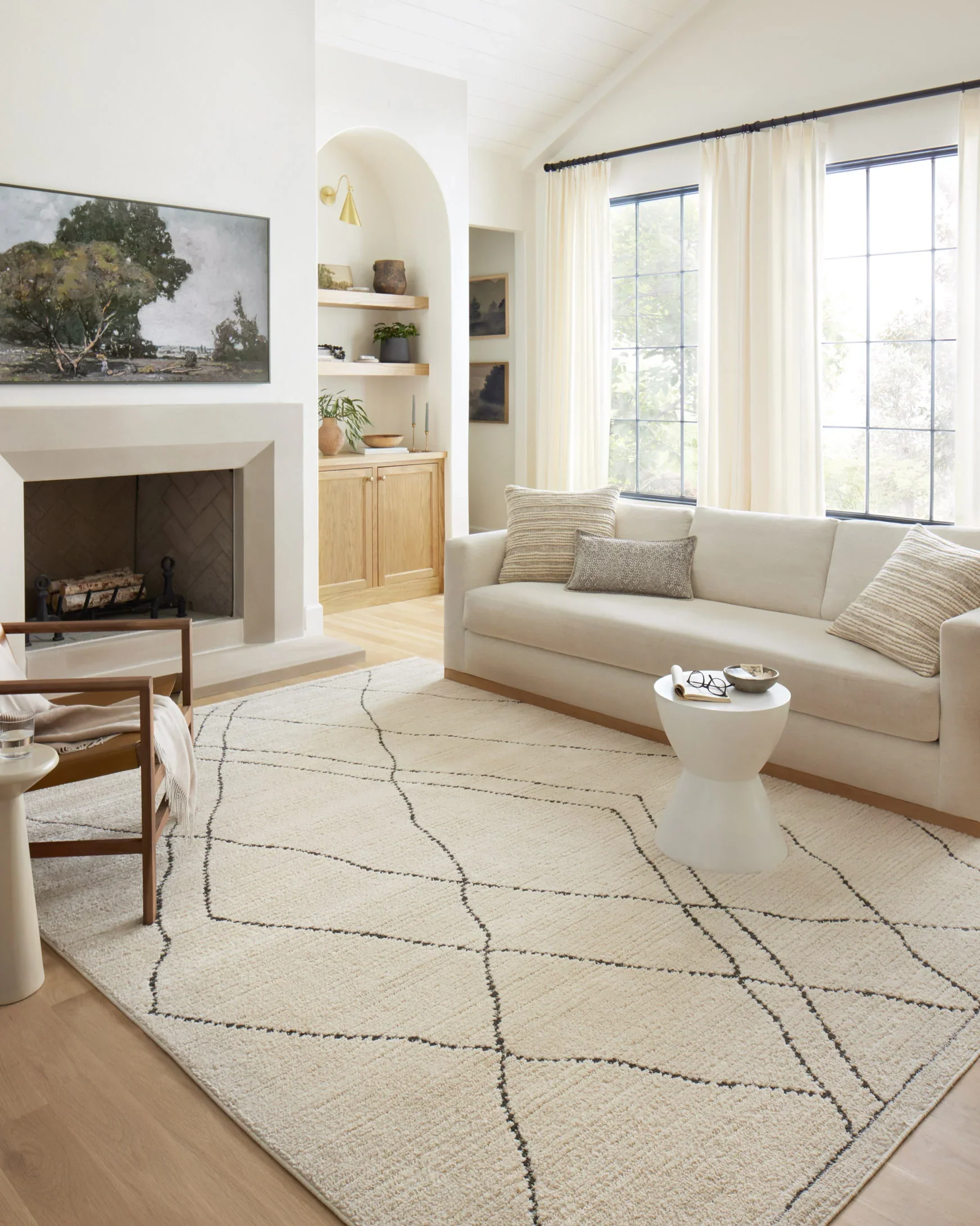 Loloi II Fabian Transitional Ivory and Charcoal 2' 7" x 4' Accent Rug - Image 2