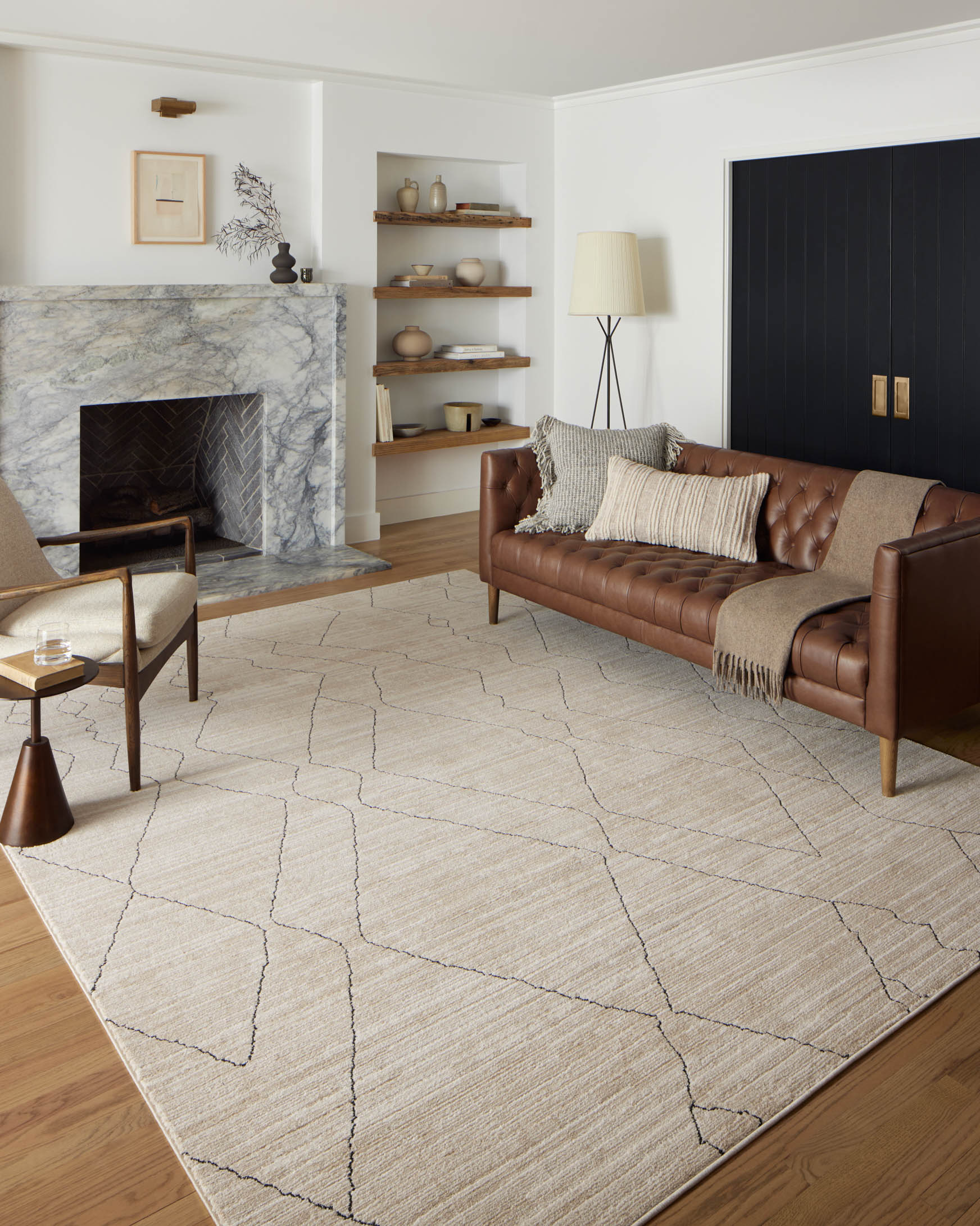 Loloi II Runner Rug 2' 7" x 10' in Sand and Charcoal (DAR-03) - Image 2