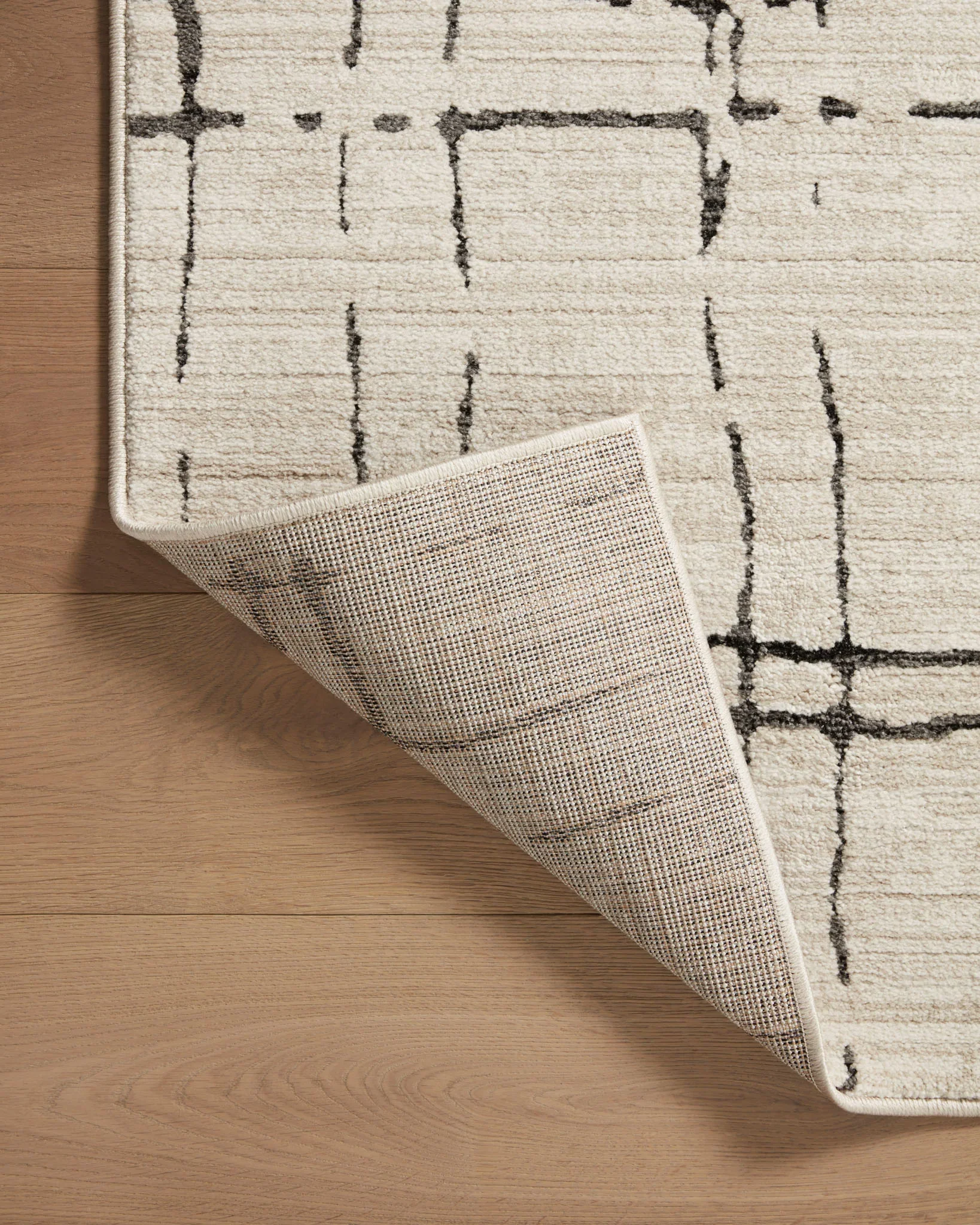 Loloi II Runner Rug 2' 7" x 10' in Sand and Dk. Gray (DAR-06) - Image 6