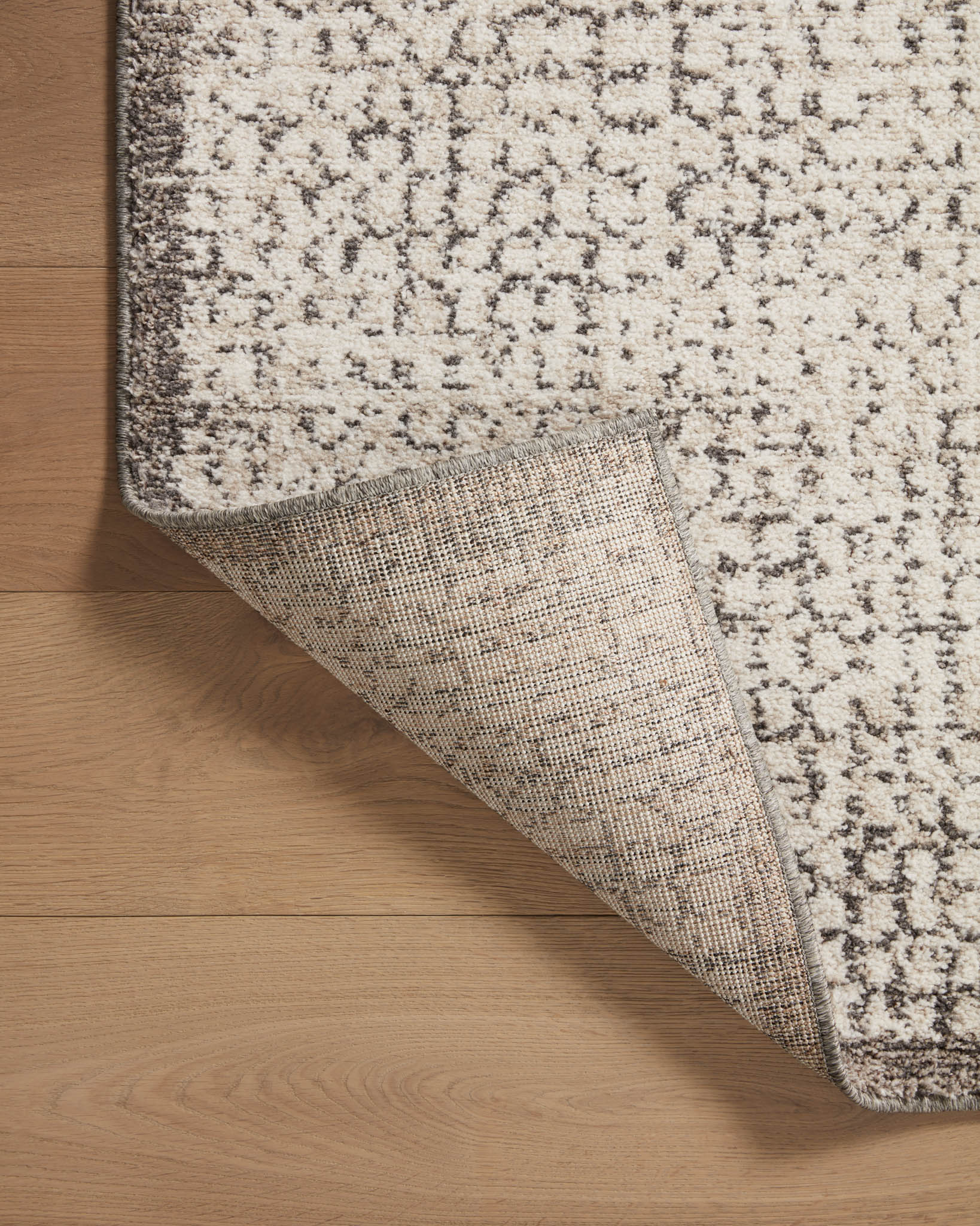 Loloi II Runner Rug 2' 7" x 12' in Ivory and Stone (DAR-04) - Image 6