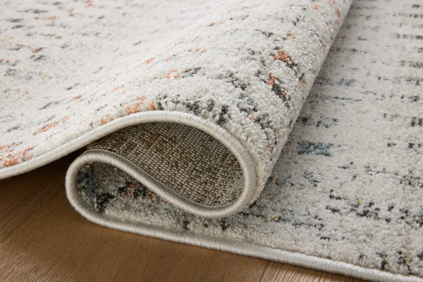 Loloi Kamala Transitional in Grey 5' 3" x 7' 9" Area Rug (KAM-05) - Image 4