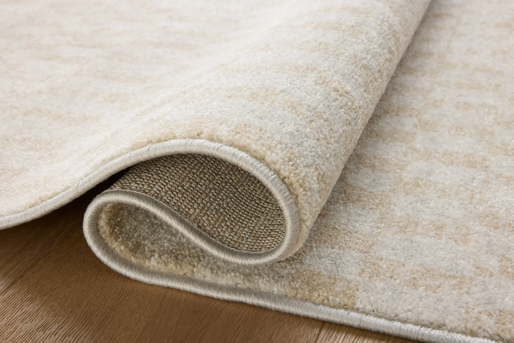 Loloi Kamala Transitional in Ivory and Natural 4' x 6' Accent Rug (KAM-05) - Image 4
