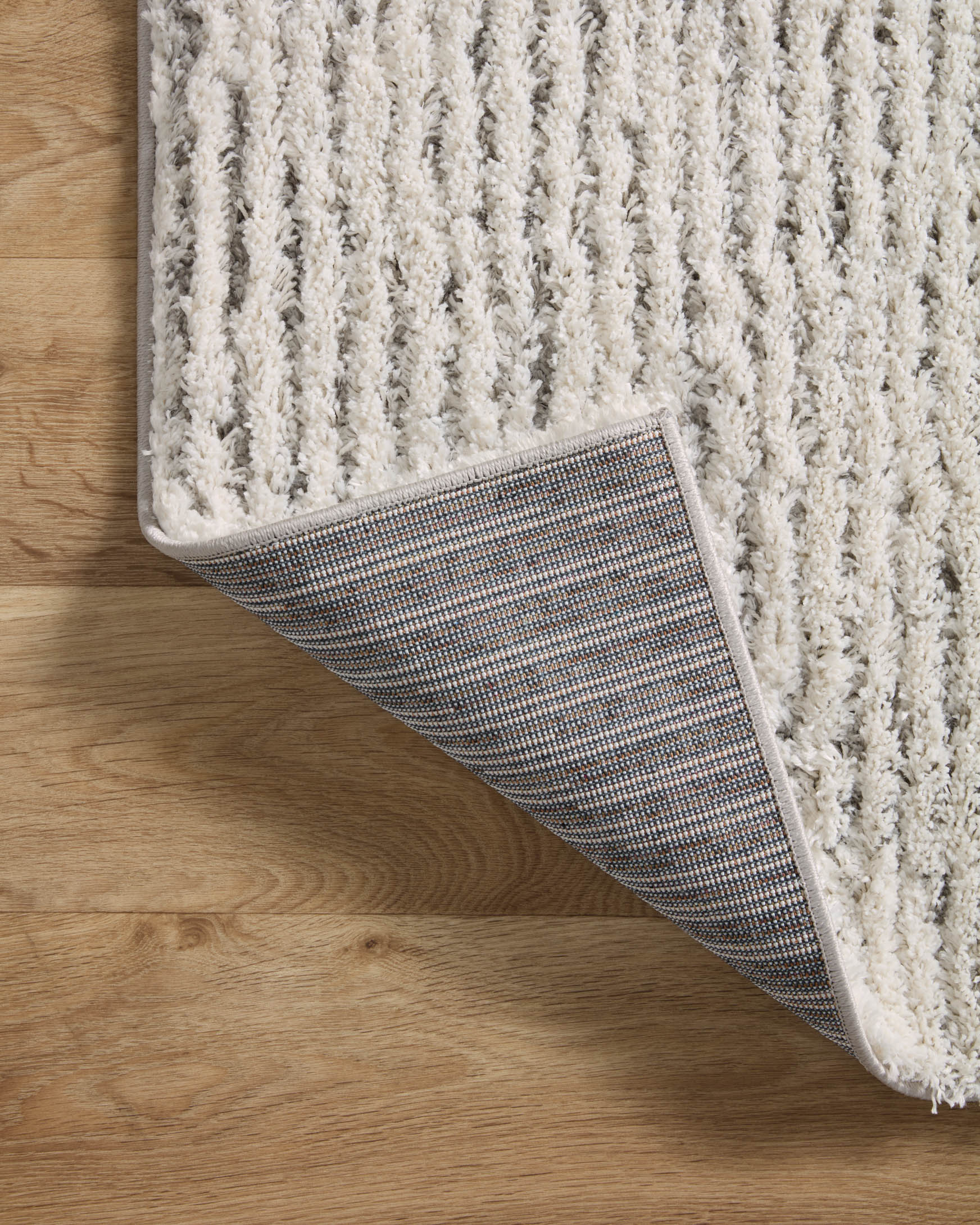 Loloi Levitt Shags in Ivory and Grey 2' 7" x 12' Runner Rug (LEV-02) - Image 7