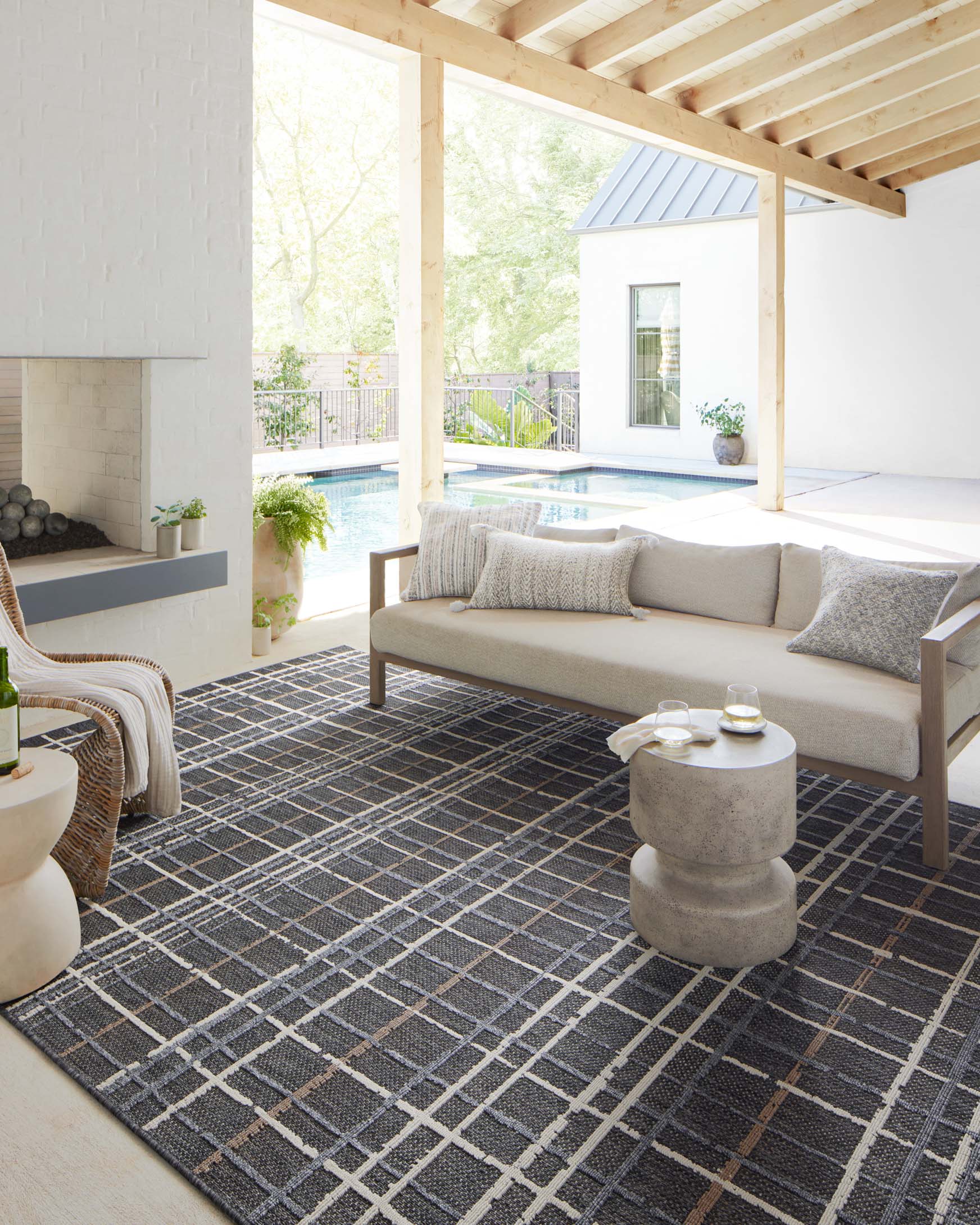 Loloi Rainier Indoor/Outdoor in Charcoal 5' 3" x 7' 7" Area Rug (RAI-11) - Image 2