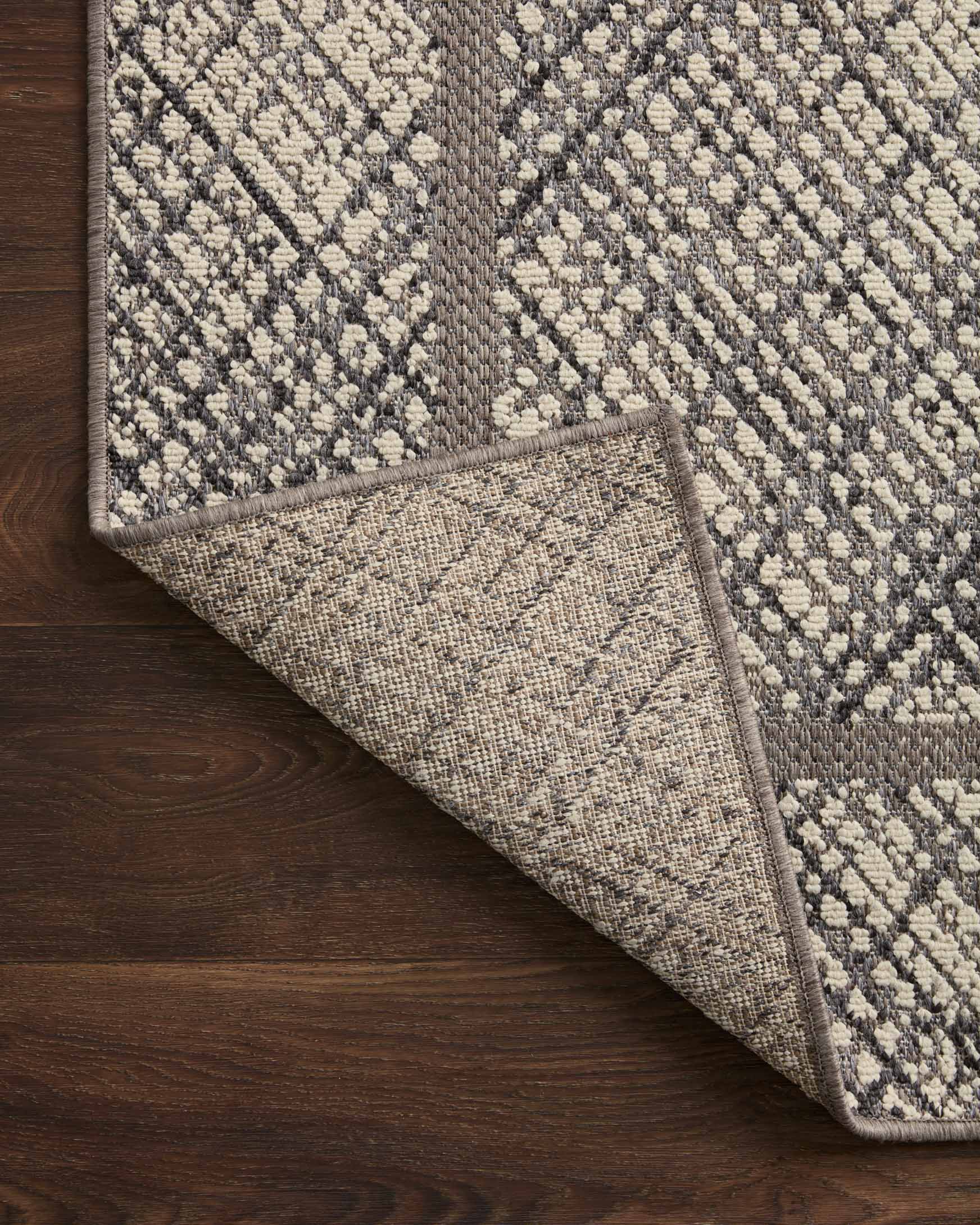 Loloi Rainier Indoor/Outdoor in Ivory and Charcoal 7'10" x 10'10" Area Rug (RAI-10) - Image 6