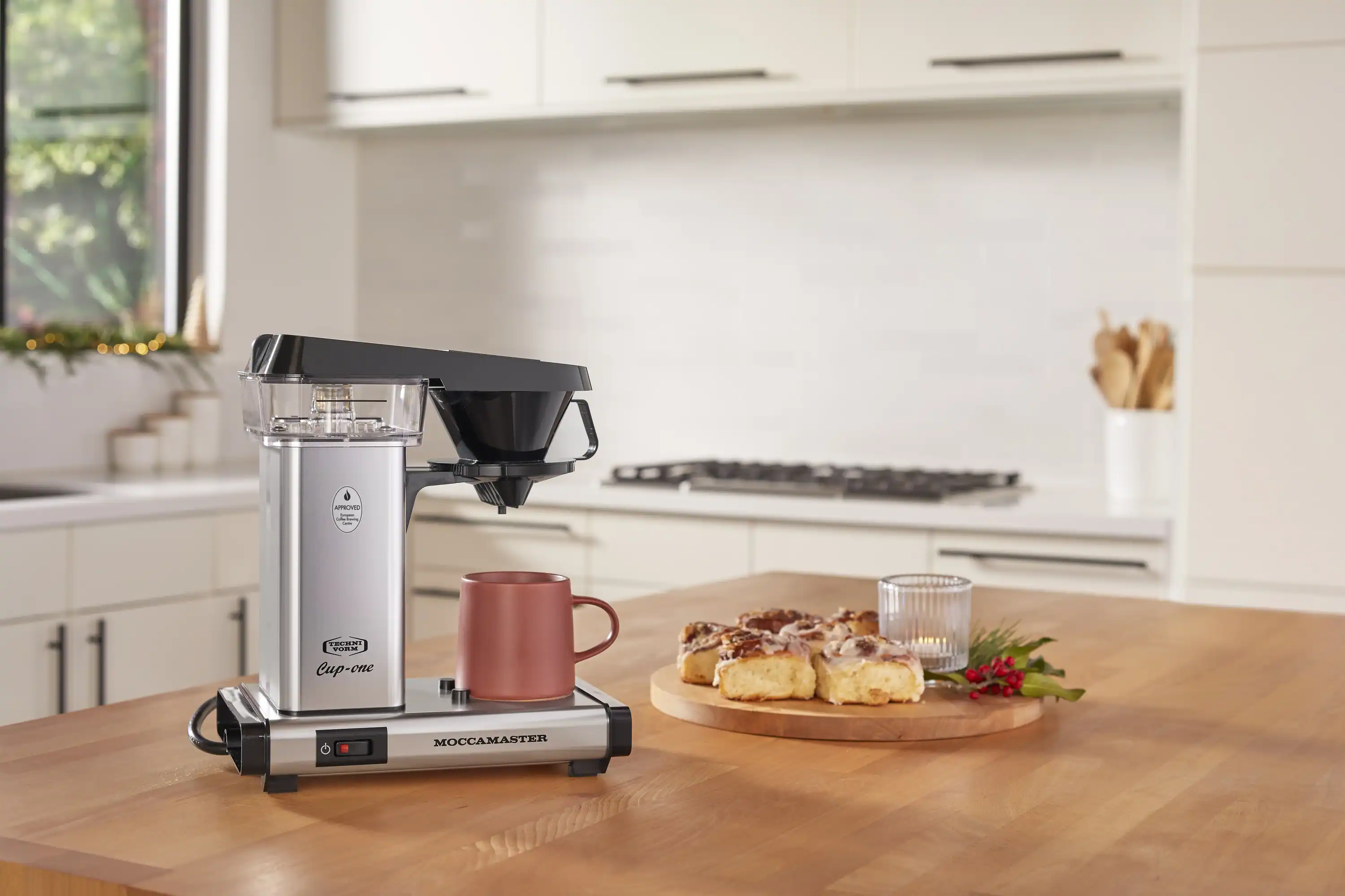 Moccamaster Cup-One Single Coffee Maker in Polished Silver, No Drip-Stop, 10 Ounce (69212) - Image 3