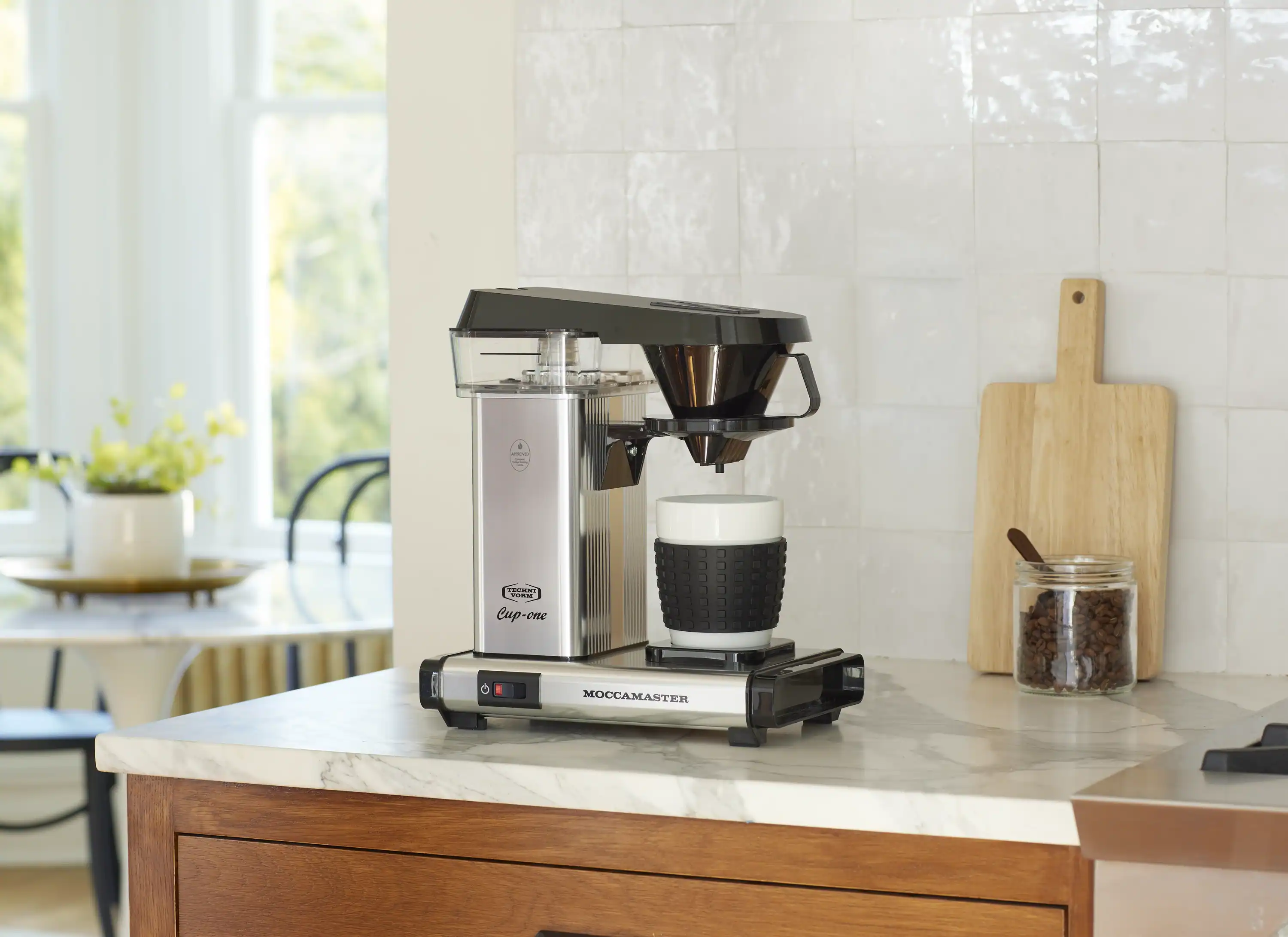 Moccamaster Cup-One Single Coffee Maker in Polished Silver, No Drip-Stop, 10 Ounce (69212) - Image 4