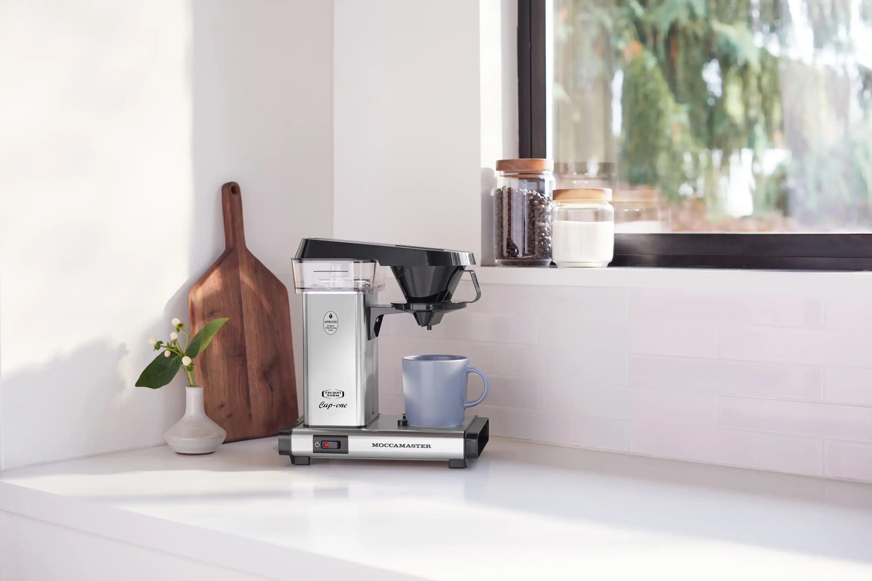 Moccamaster Cup-One Single Coffee Maker in Polished Silver, No Drip-Stop, 10 Ounce (69212) - Image 8