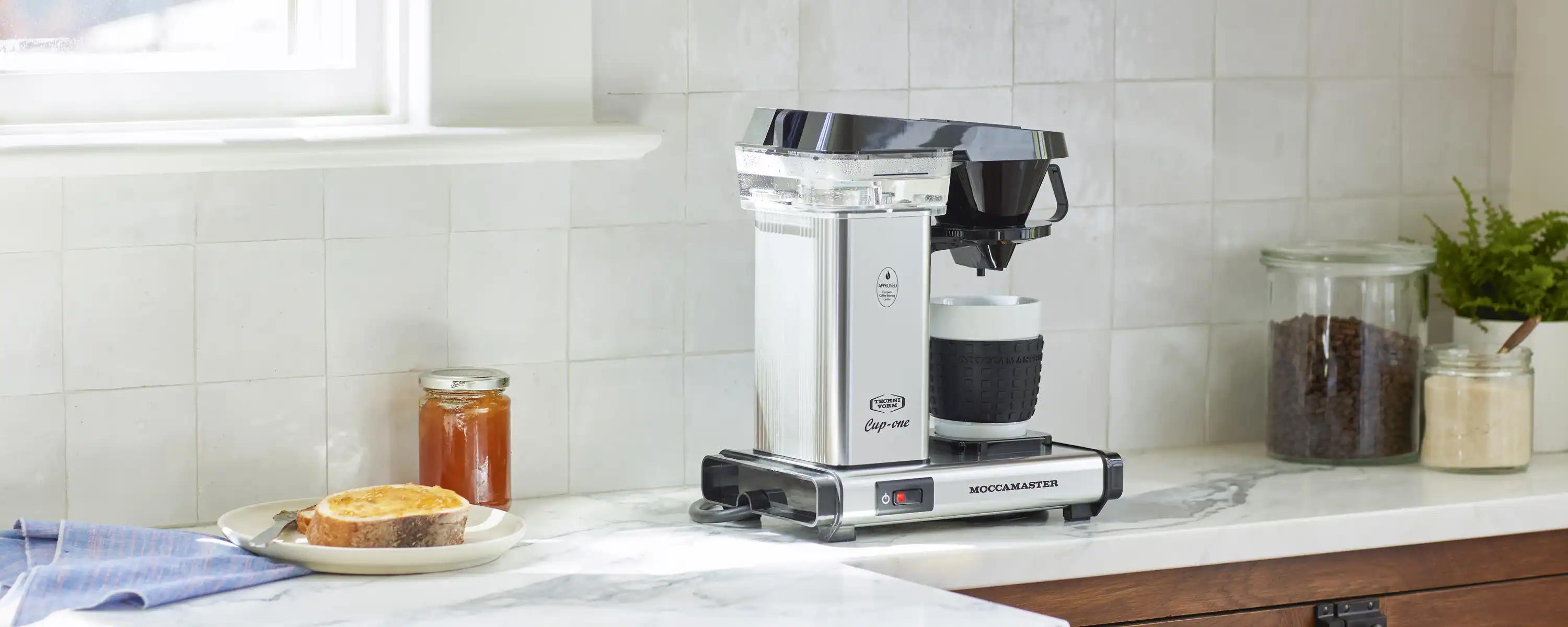 Moccamaster Cup-One Single Coffee Maker in Polished Silver, No Drip-Stop, 10 Ounce (69212) - Image 9