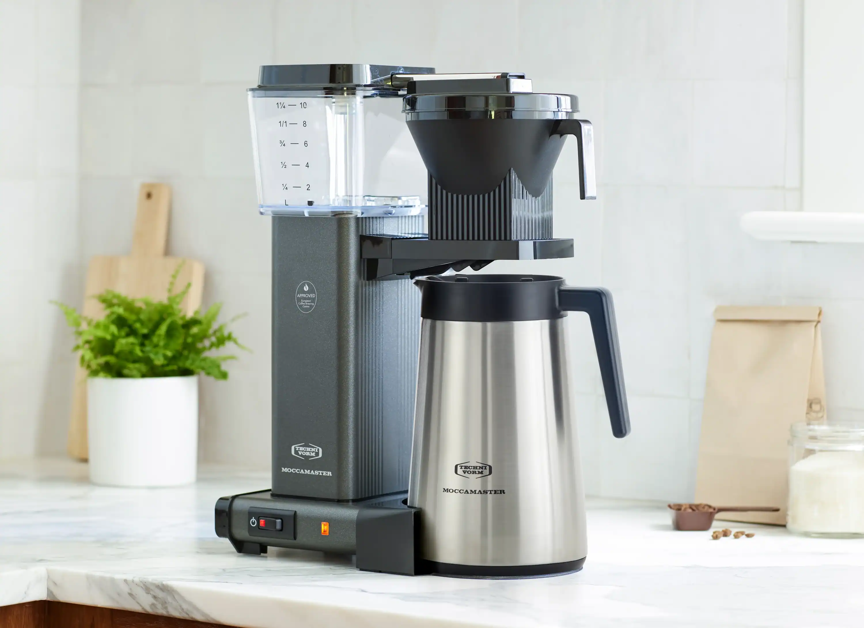 Moccamaster KBGT Thermal Carafe 10-Cup Coffee Maker in Stone Grey with Automatic Drip-Stop, 40 Ounce, 1.25L (79317) - Image 3