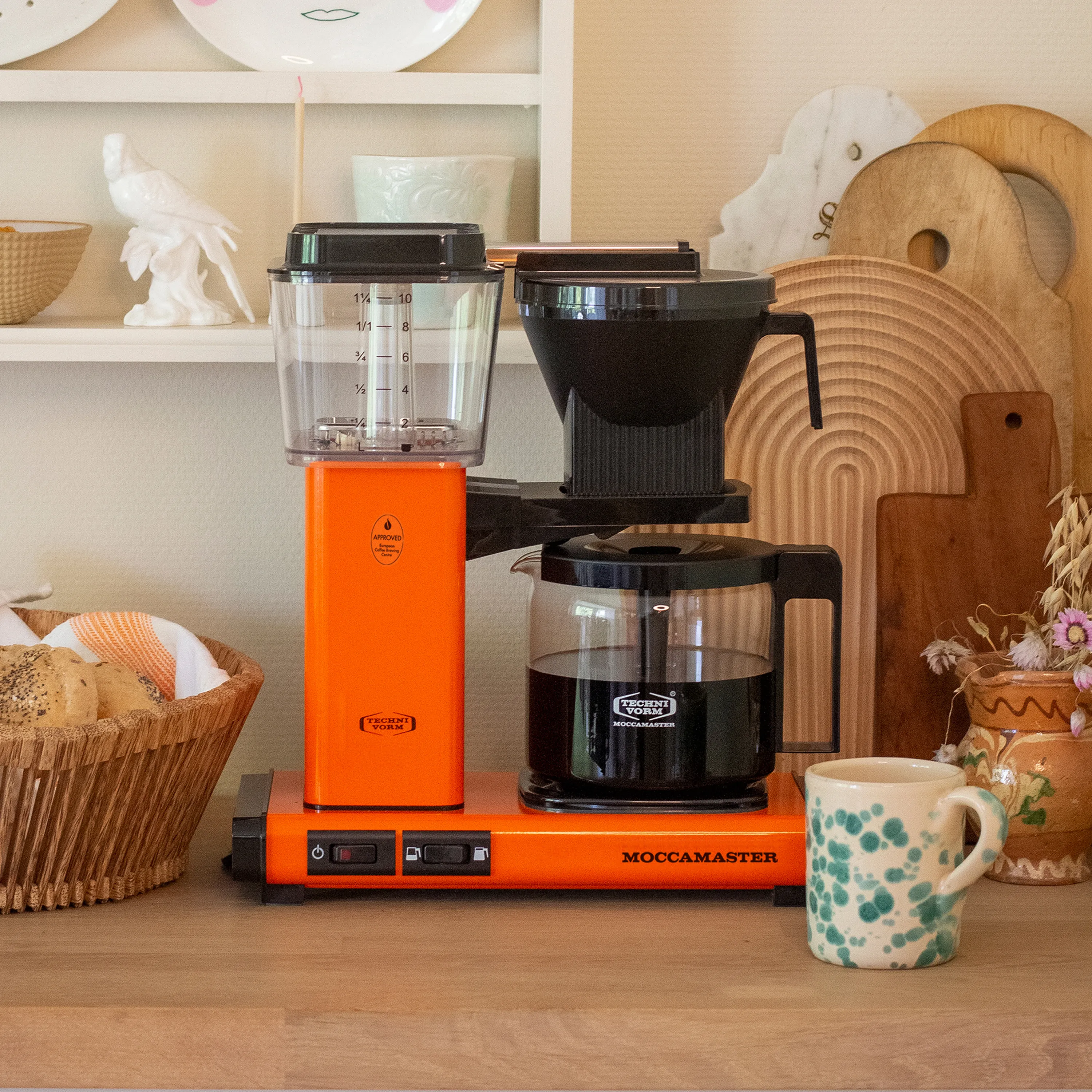 Moccamaster KBGV Select Glass Carafe 10-Cup Coffee Maker in Orange with Volume Selector Switch, Automatic Drip-Stop & Auto-off 100 minutes, 40 Ounce, 1.25L (53947) - Image 3