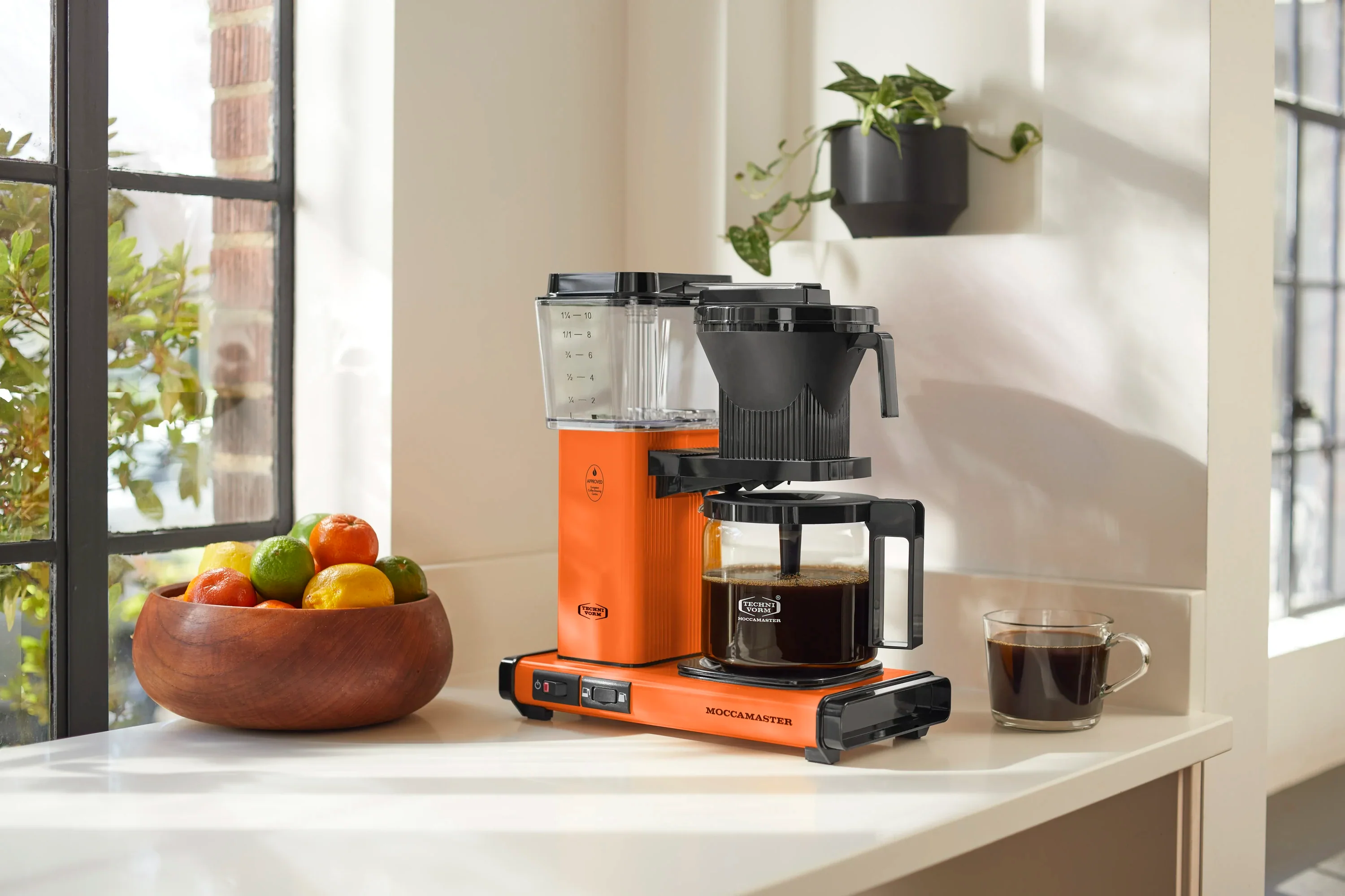Moccamaster KBGV Select Glass Carafe 10-Cup Coffee Maker in Orange with Volume Selector Switch, Automatic Drip-Stop & Auto-off 100 minutes, 40 Ounce, 1.25L (53947) - Image 5