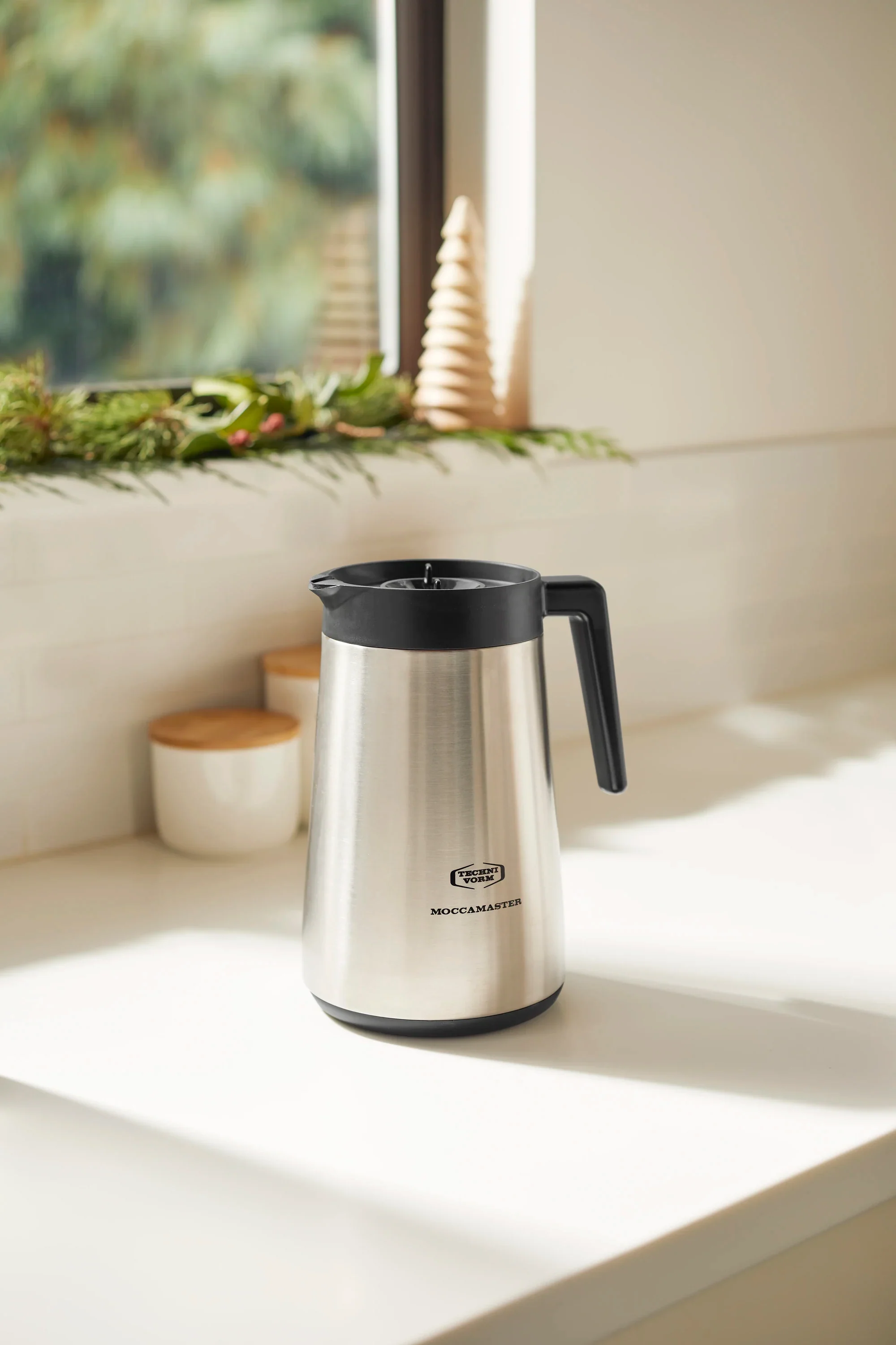 Moccamaster Thermal Carafe KBT, KBGT, CDGT Models, 1.25L, 40 Oz, 10 Cups in Stainless Steel (59865) - Image 3
