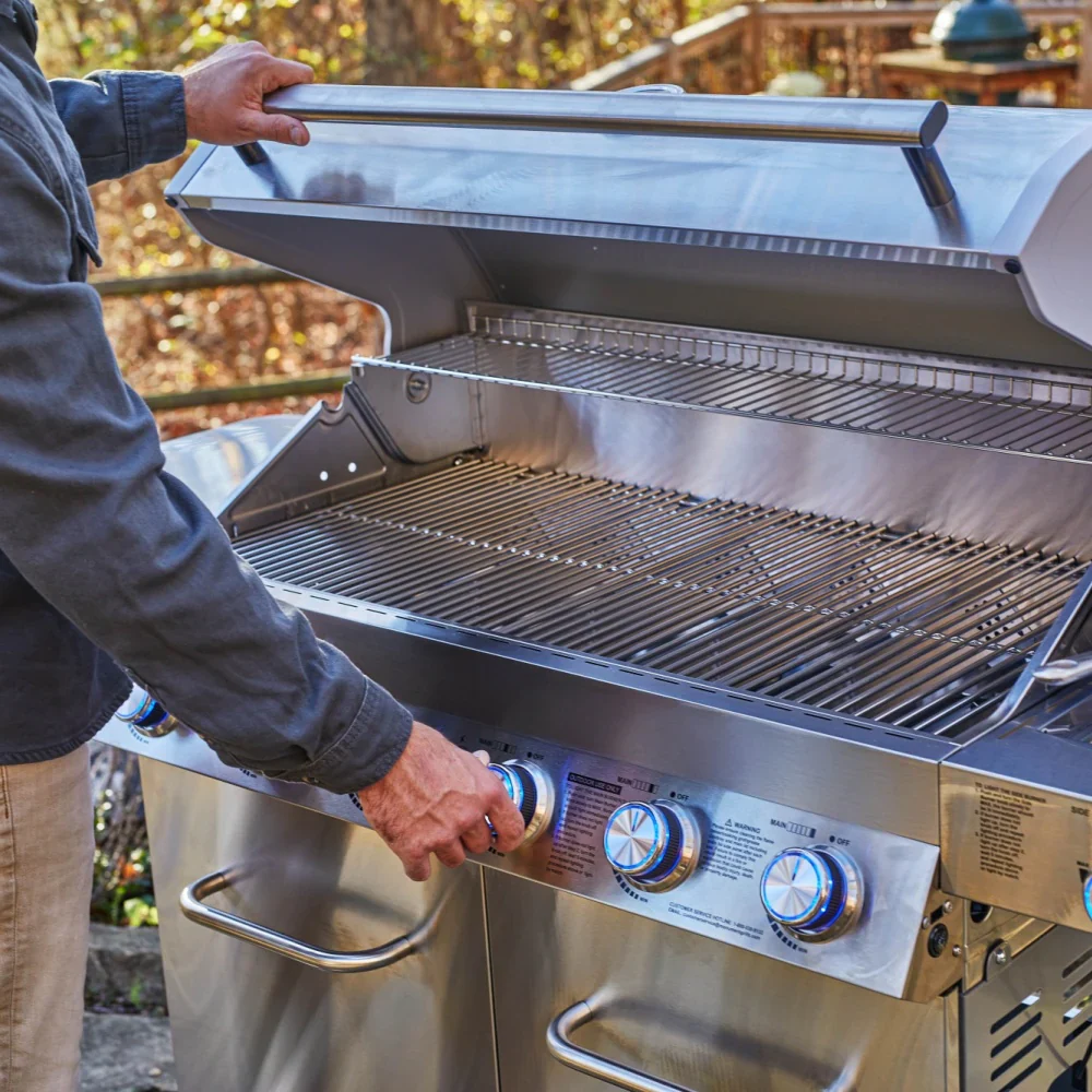 Monument Classic Propane Gas Frilll in Stainless Steel with 6 Burners (77352) - Image 19