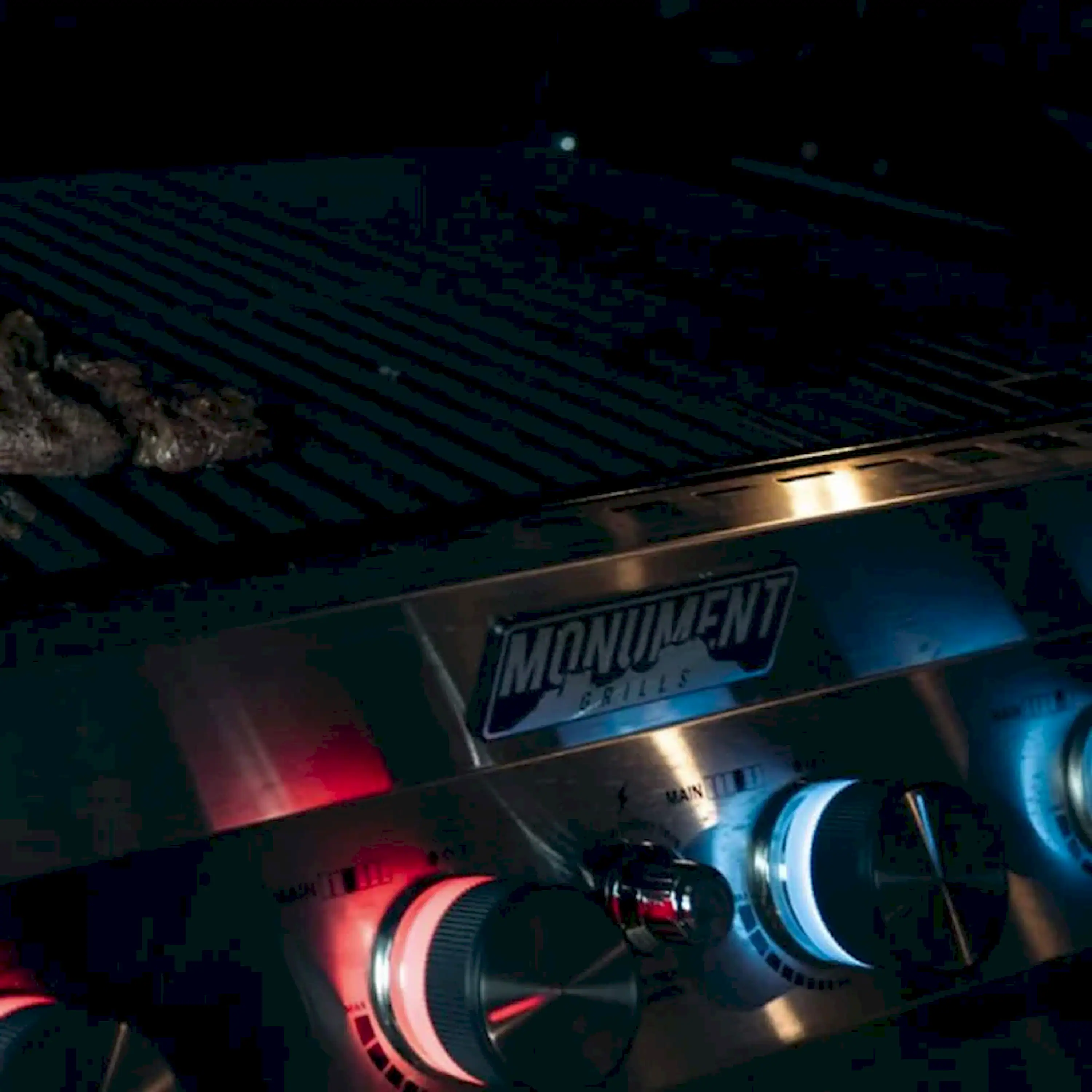 Monument Denali Smart Gas Grill in Stainless Steel with 6 Burners (D605) - Image 10