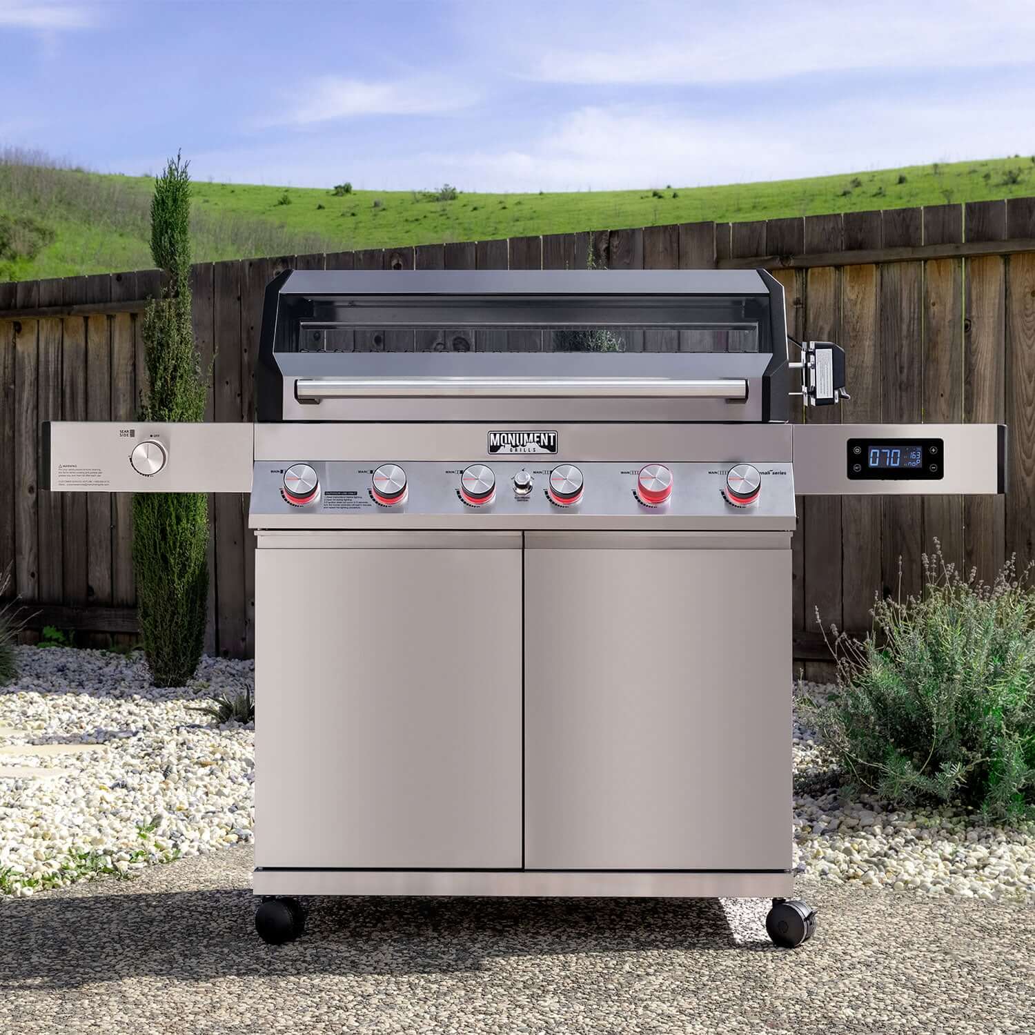 Monument Denali Smart Tech Propane Gas Grill in Stainless Steel with 6 Burners & Grill Cover (D605P) - Image 2