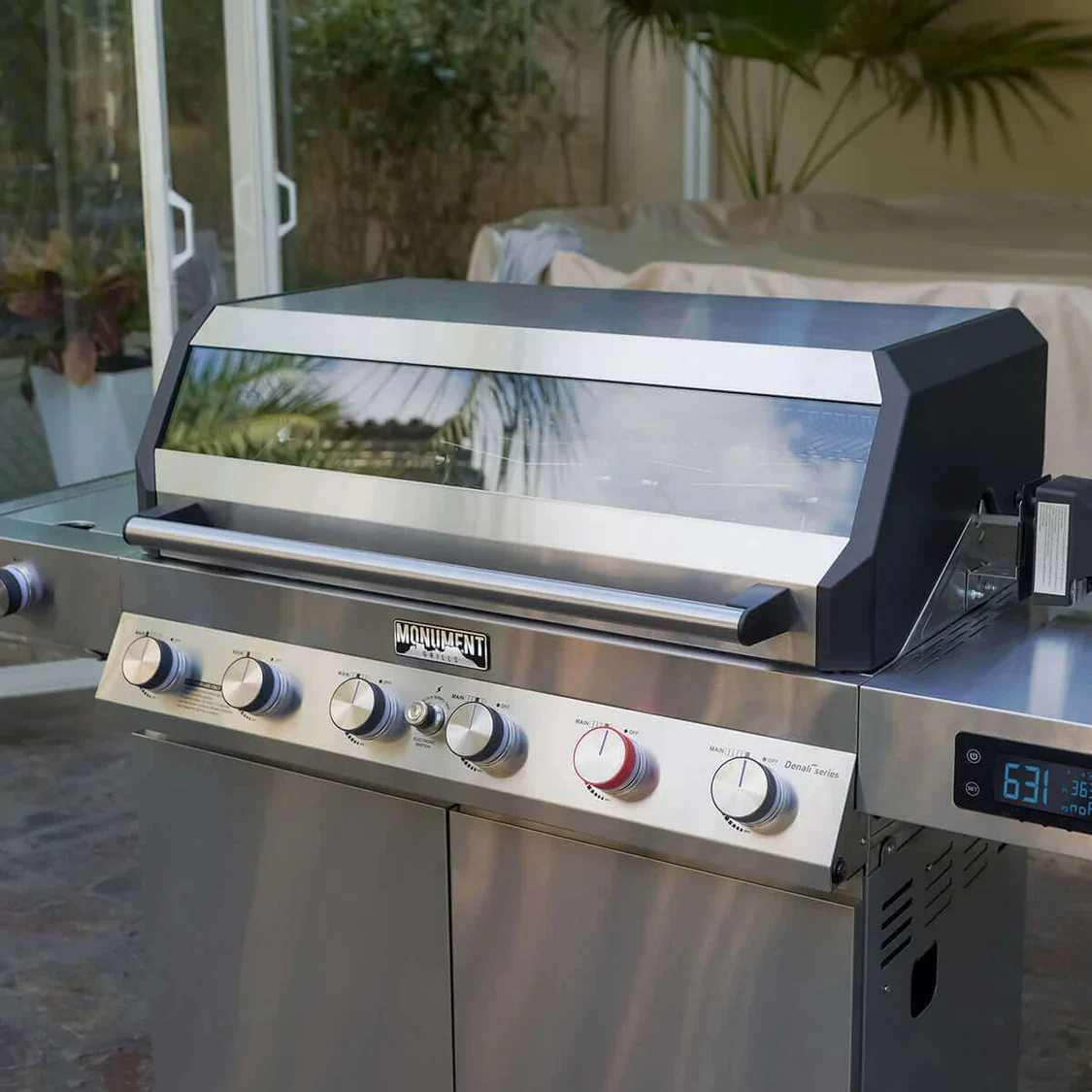 Monument Denali Smart Tech Propane Gas Grill in Stainless Steel with 6 Burners & Grill Cover (D605P) - Image 6