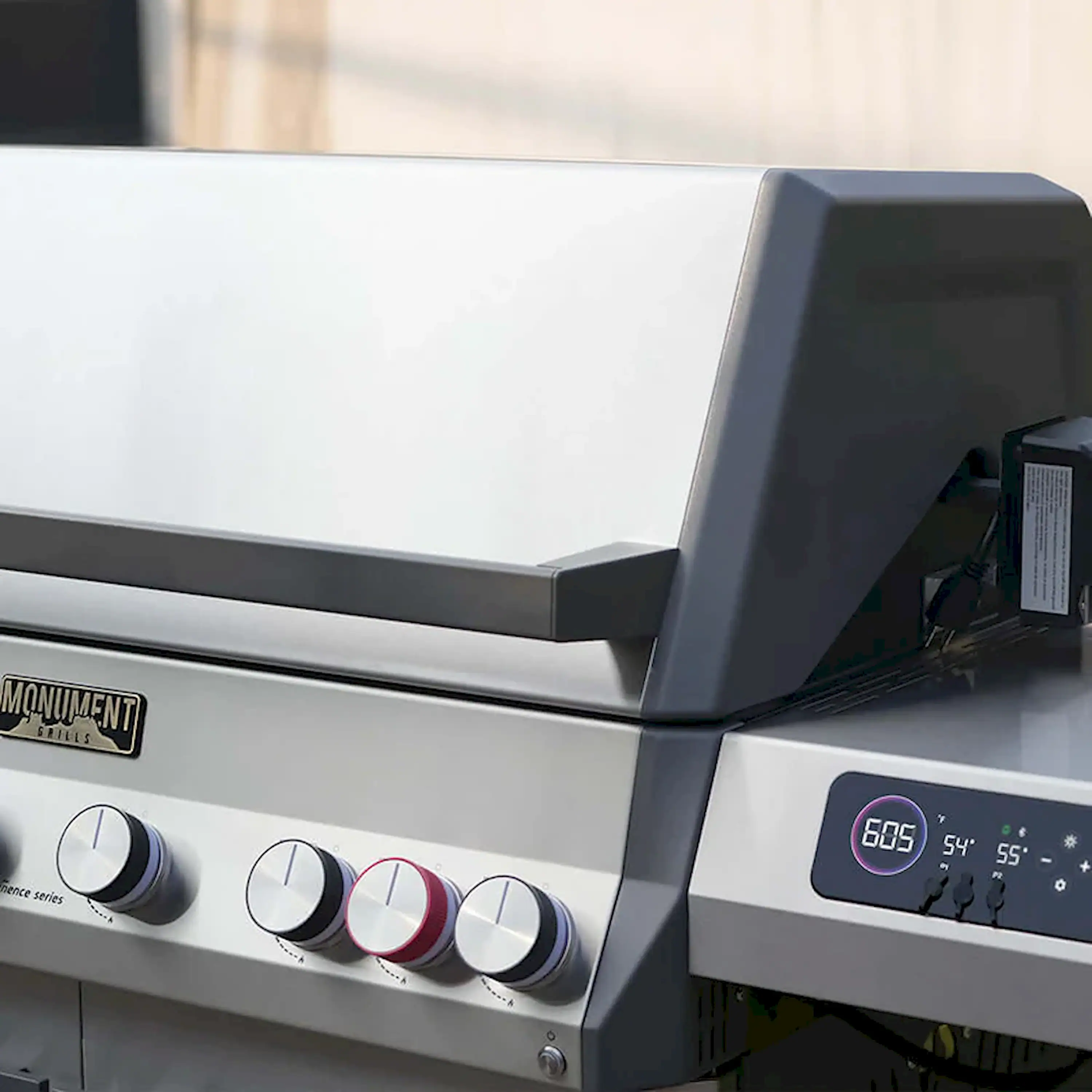 Monument Eminence Gas Grill in Stainless Steel with 6 Burners (E605) - Image 10