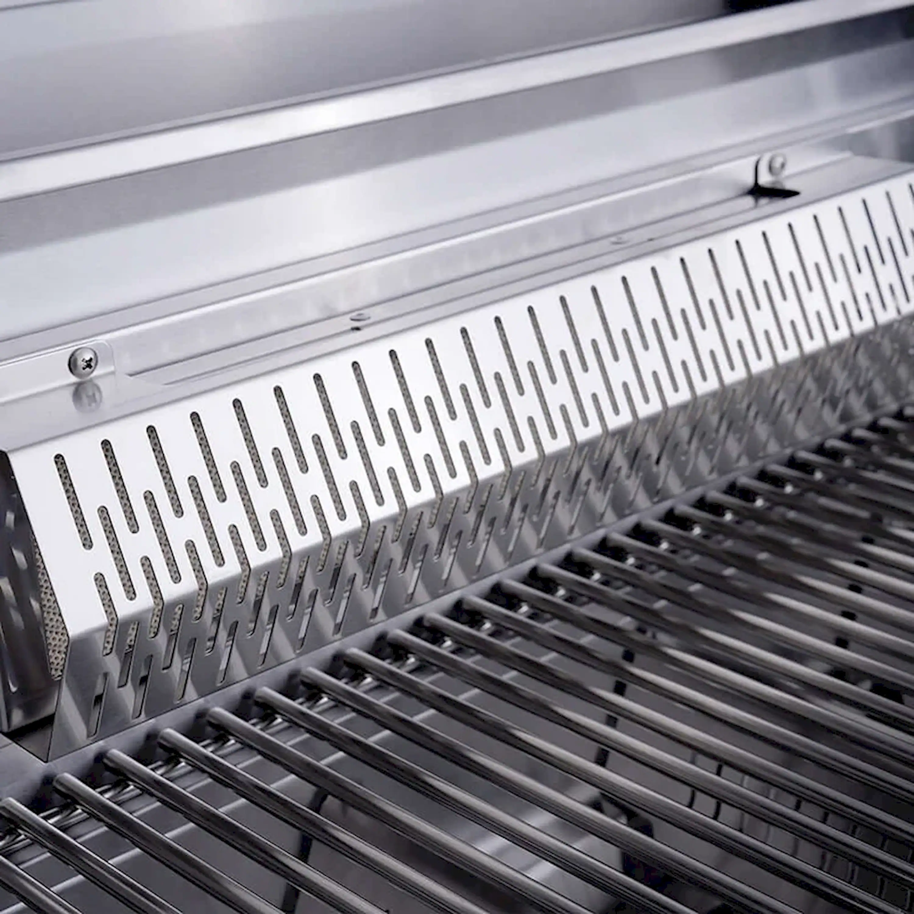 Monument Eminence Gas Grill in Stainless Steel with 6 Burners (E605) - Image 17