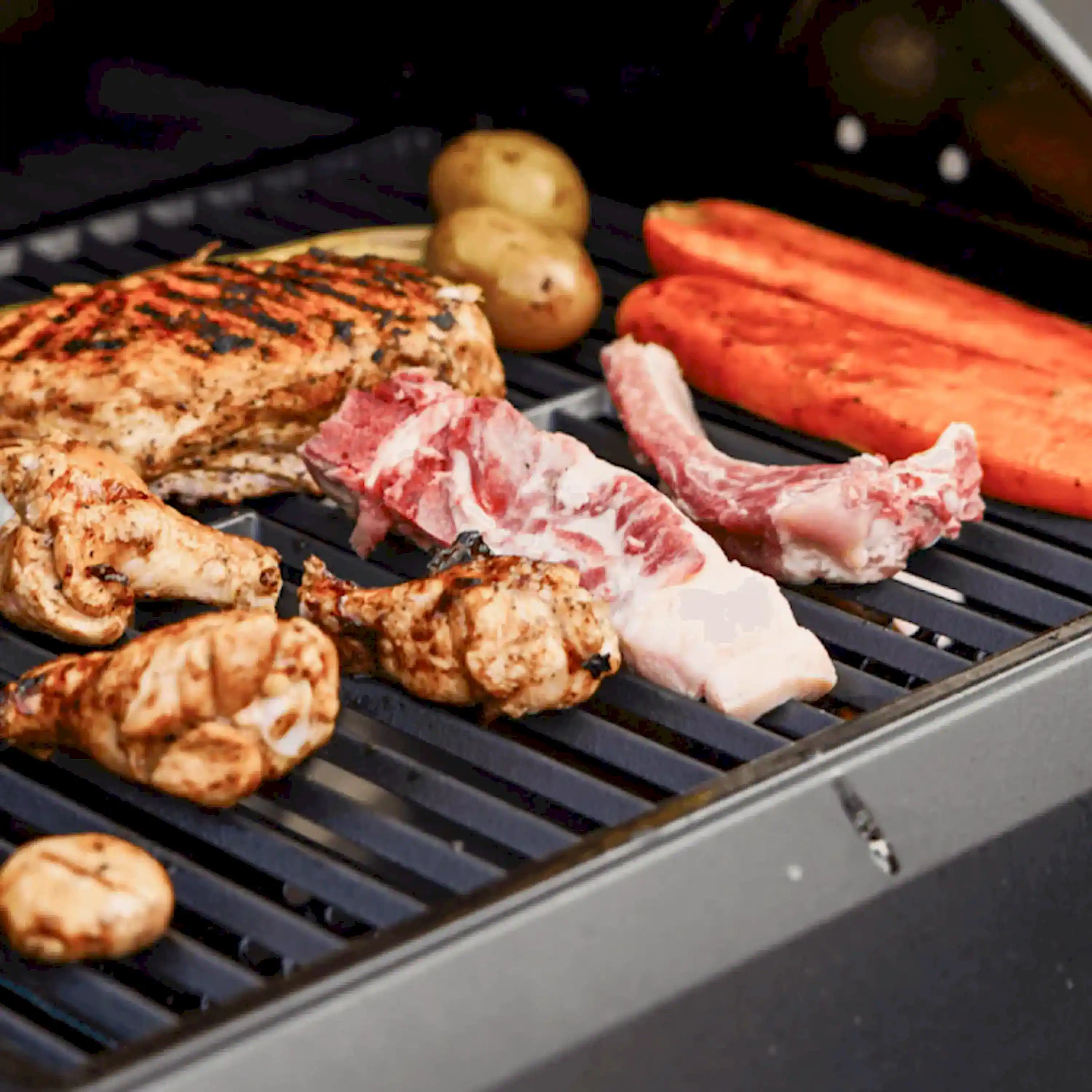 Monument Mesa Propane Gas Grill in Black Powder Coated with 2 Burners (M220) - Image 7