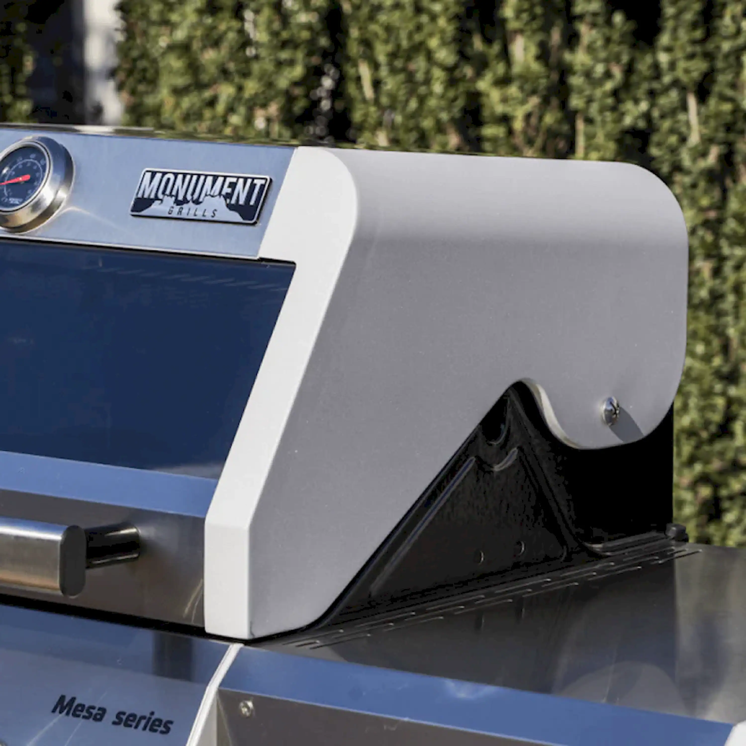Monument Mesa Propane Gas Grill in Stainless Steel with 2 Burner Stainless Steel (M200S) - Image 10