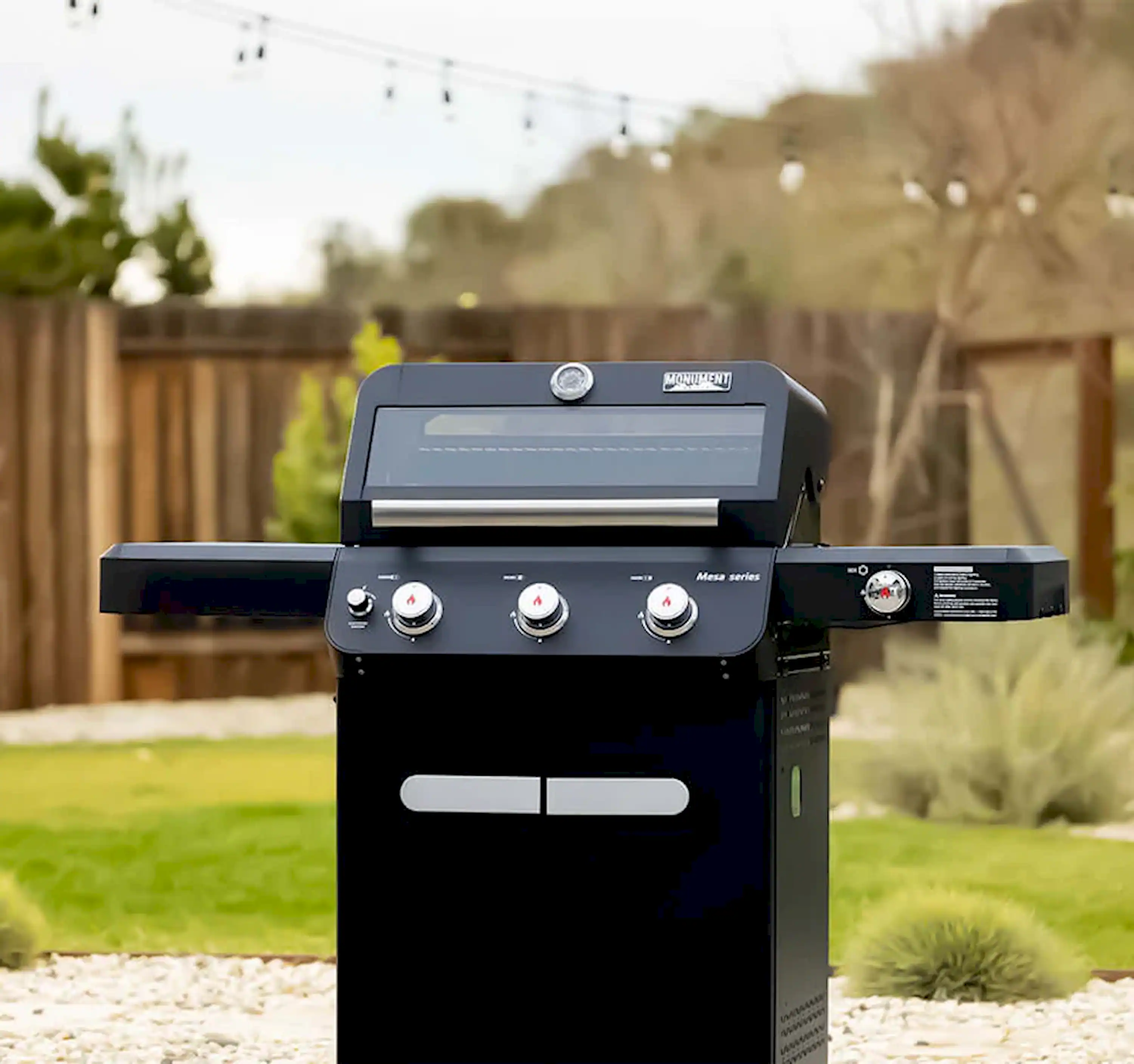 Monument Mesa Propane Gas Grill in Black with 3 Burners (M325) - Image 5