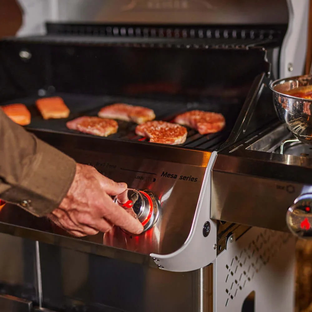 Monument Mesa Propane Gas Grill in Stainless Steel with 4 Burners (M415BZ) - Image 23