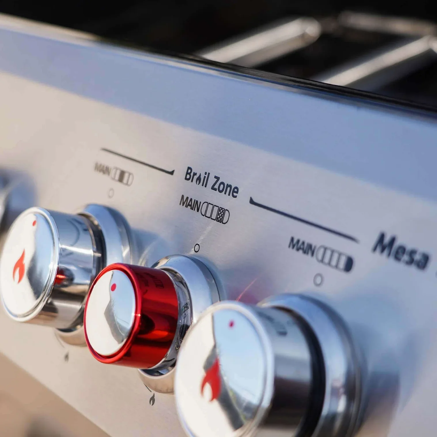 Monument Mesa Propane Gas Grill in Stainless Steel with 4 Burners (M415BZ) - Image 5