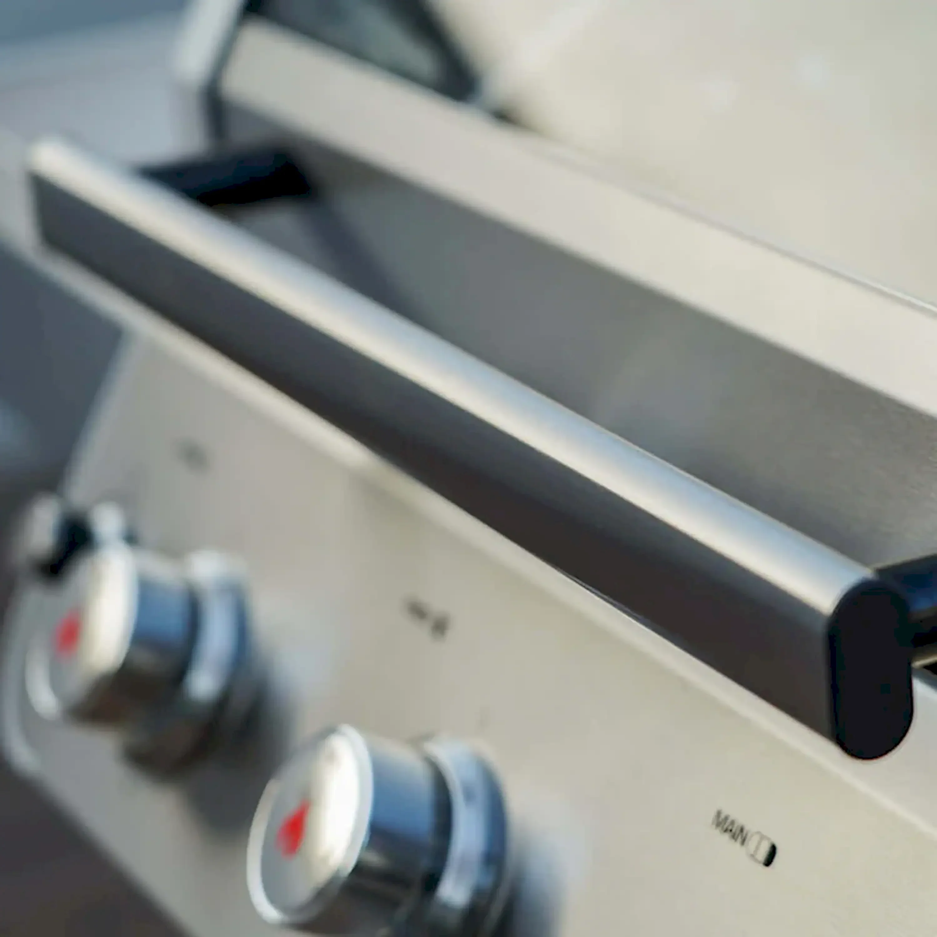 Monument Mesa Propane Gas Grill in Stainless Steel with 3 Burners (M305) - Image 12