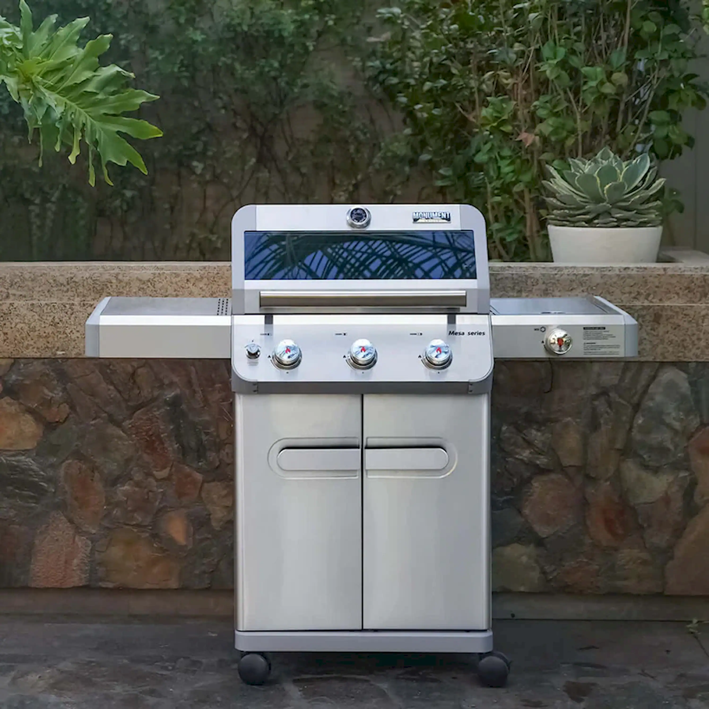 Monument Mesa Propane Gas Grill in Stainless Steel with 3 Burners (M305) - Image 4