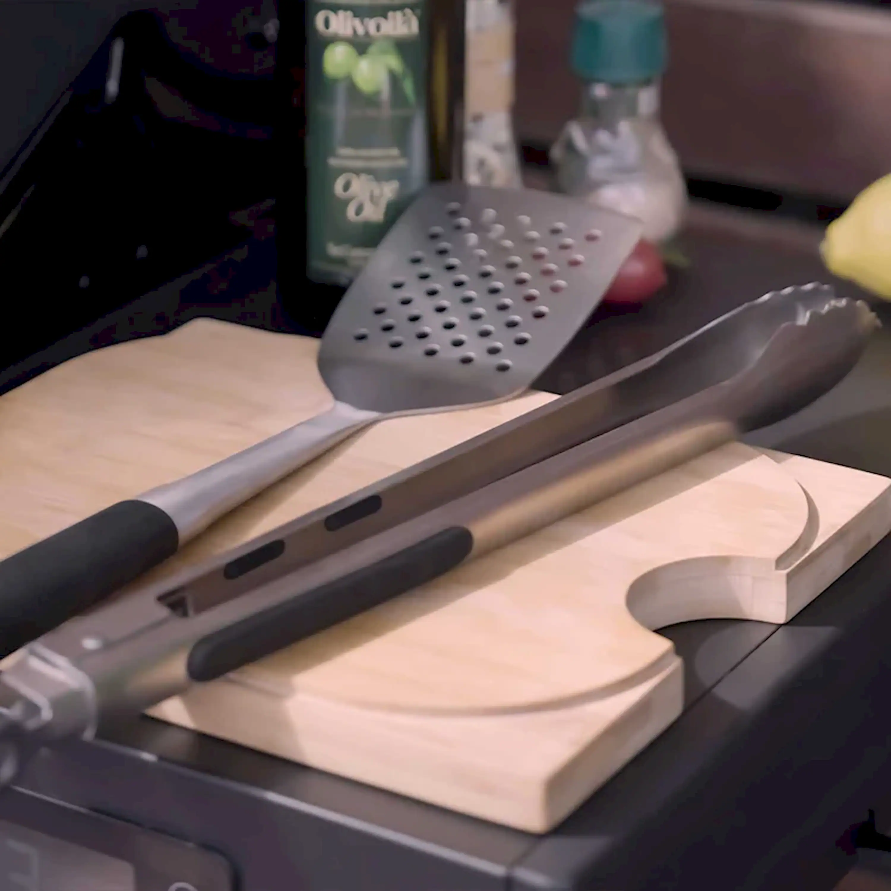 Monument Spatula and Tongs in Stainless Steel (A001) - Image 3
