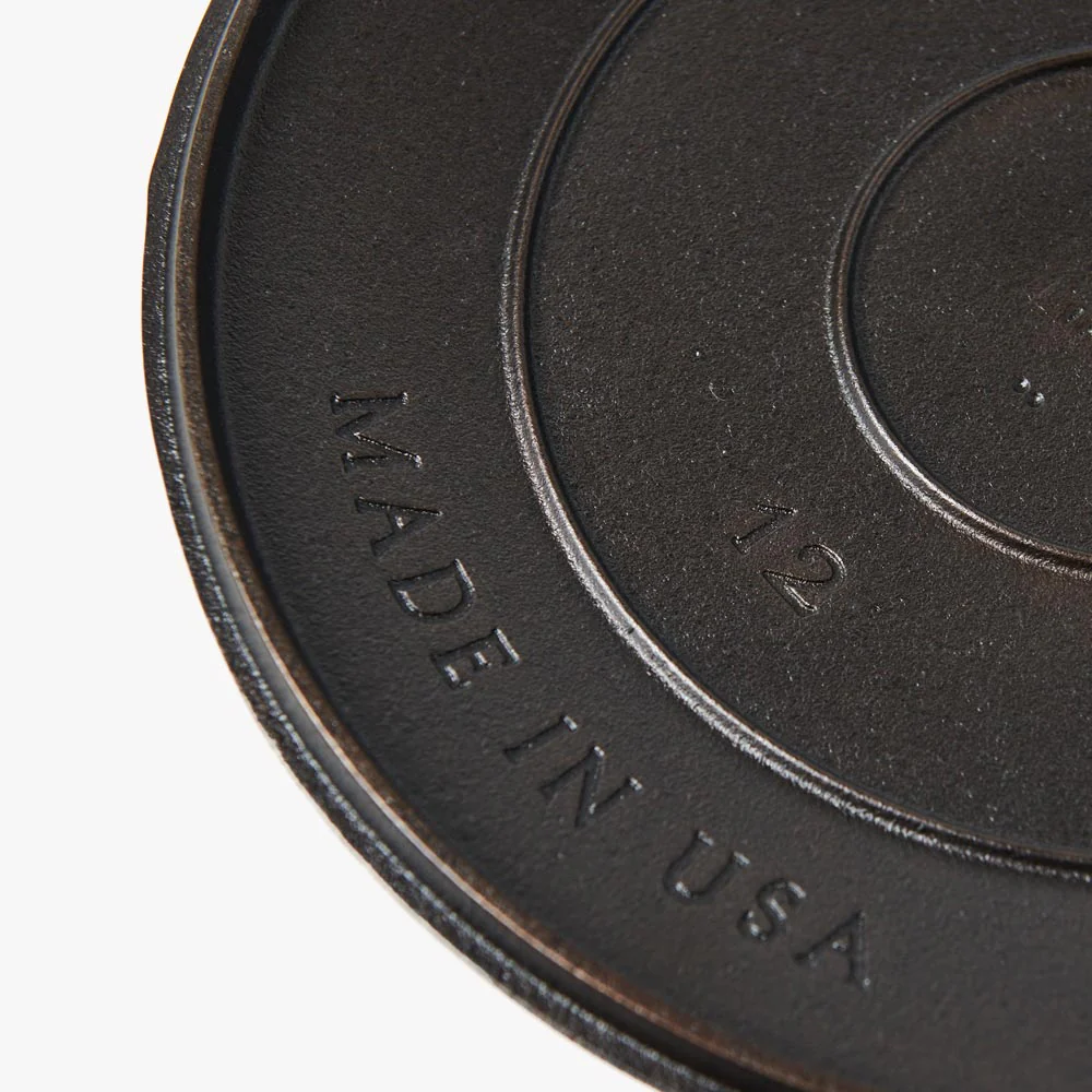 Field Company No.12, 13 ⅜-Inches Cast Iron Skillet Lid - Image 5