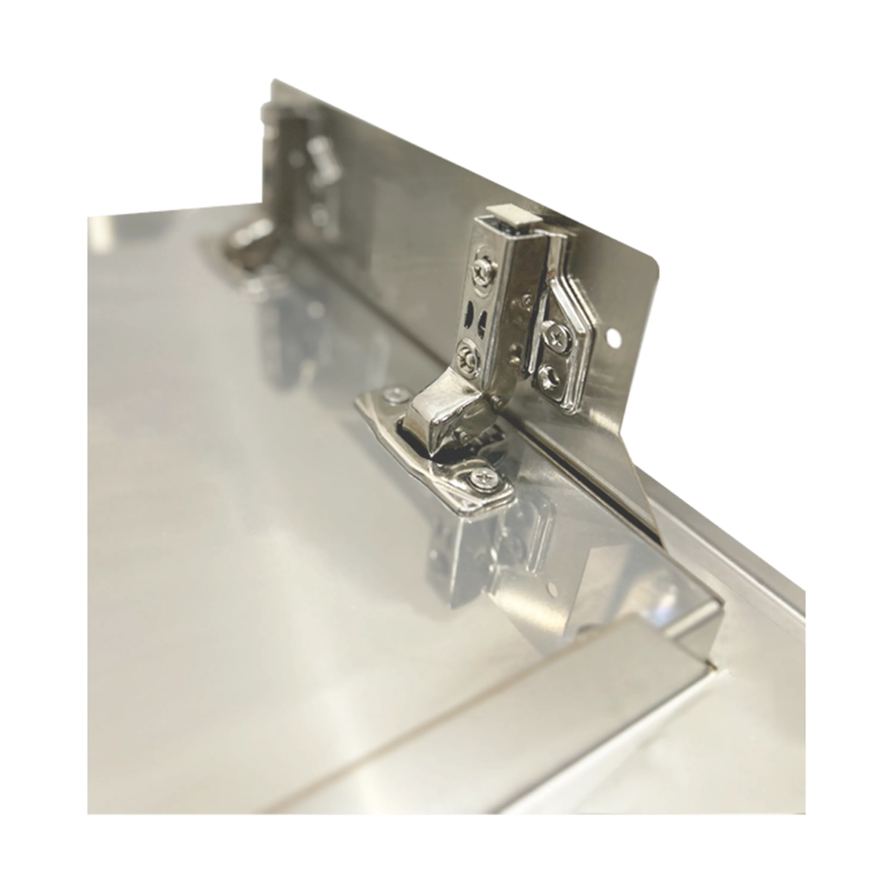 Renaissance Valiant Vertical Door in Stainless Steel, Large, Soft Close & Right Swing (VDV2SCR) - Image 3