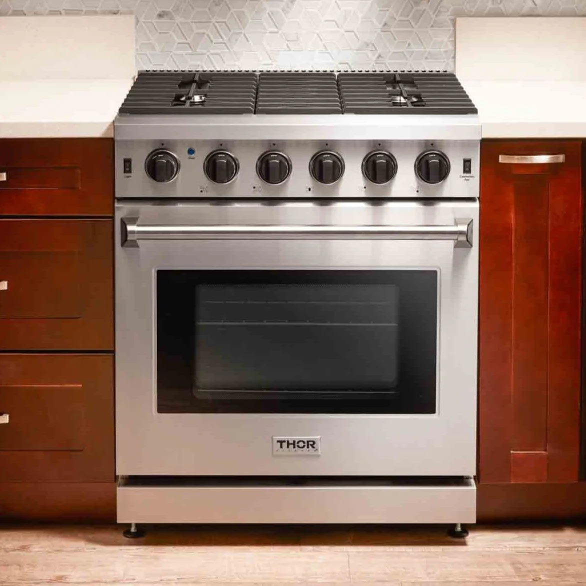 Thor Kitchen 30-Inch Propane Gas Range with 5 Burners, 4.55 cu. ft Oven in Stainless Steel (LRG3001ULP) - Image 9